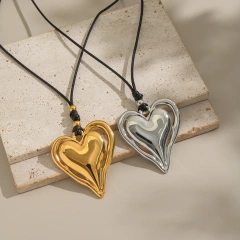 Minimalist Fashion Classic Heart Heart Pendant Black Rope Necklace 18K Gold Plated Waterproof Stainless Steel YF8195