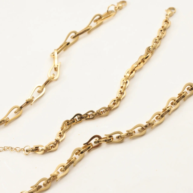 New Simple Fashionable Knotted Chain Bracelet 18K Gold Plated Waterproof Stainless Steel YF8216
