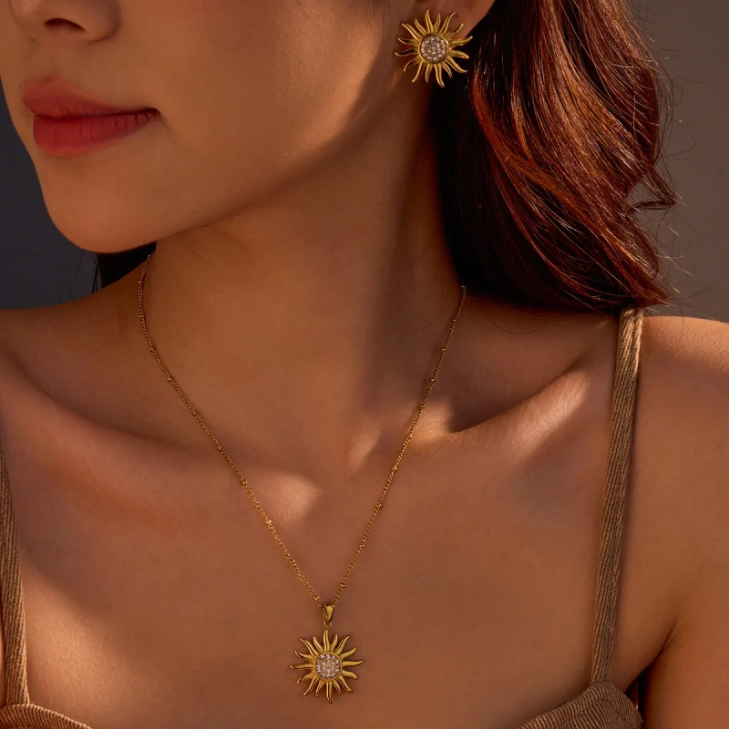 Stainless Steel Waterproof Jewelry Set 18k Gold Plated Sunflower Zircon Pendant Necklace Hypoallergenic Earrings YF6105