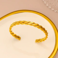 YF8212 Gold