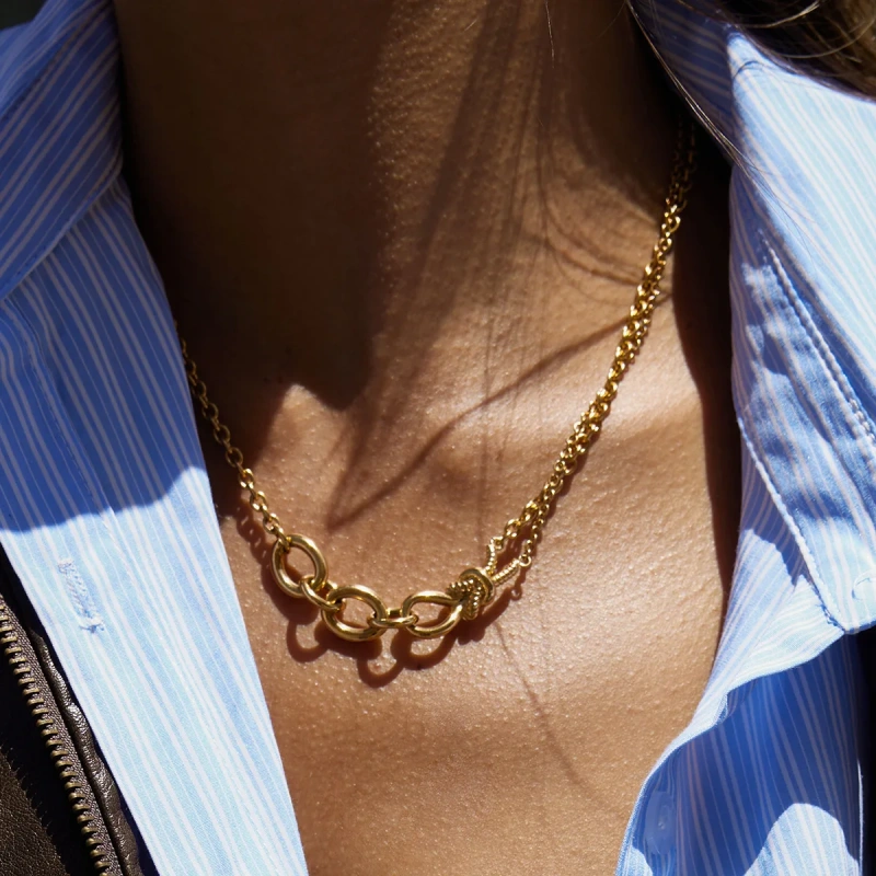 Waterproof Stainless Steel Double Panel Chain Design Knot Pendant Women Non Tarnish Necklace for Daily Use YF6632