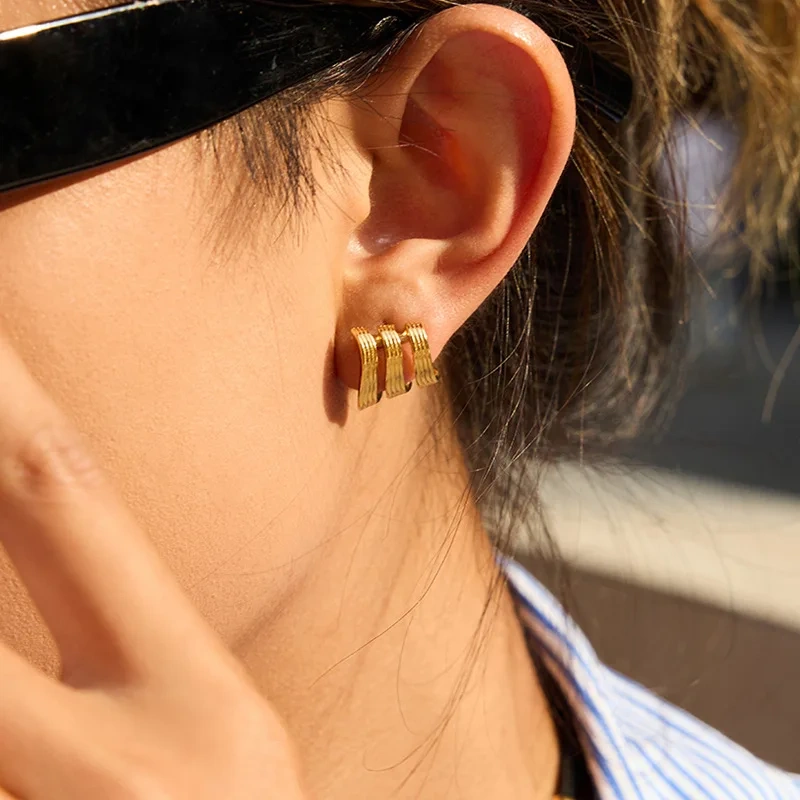 Hot Selling Stainless Steel Waterproof Women Jewelry 18k Gold Plated Three Layer Thread Hypoallergenic Earrings YF6633