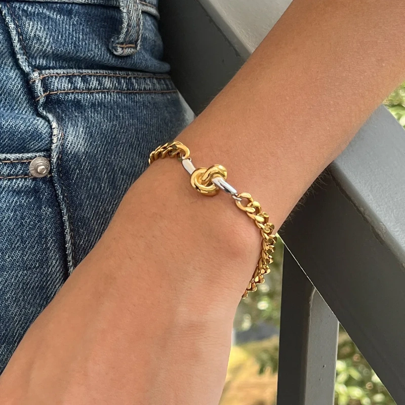 New Stainless Steel Design Waterproof Jewelry 18K Gold Plated Two Tone Line Knot Hypoallergenic Bracelet YF6631