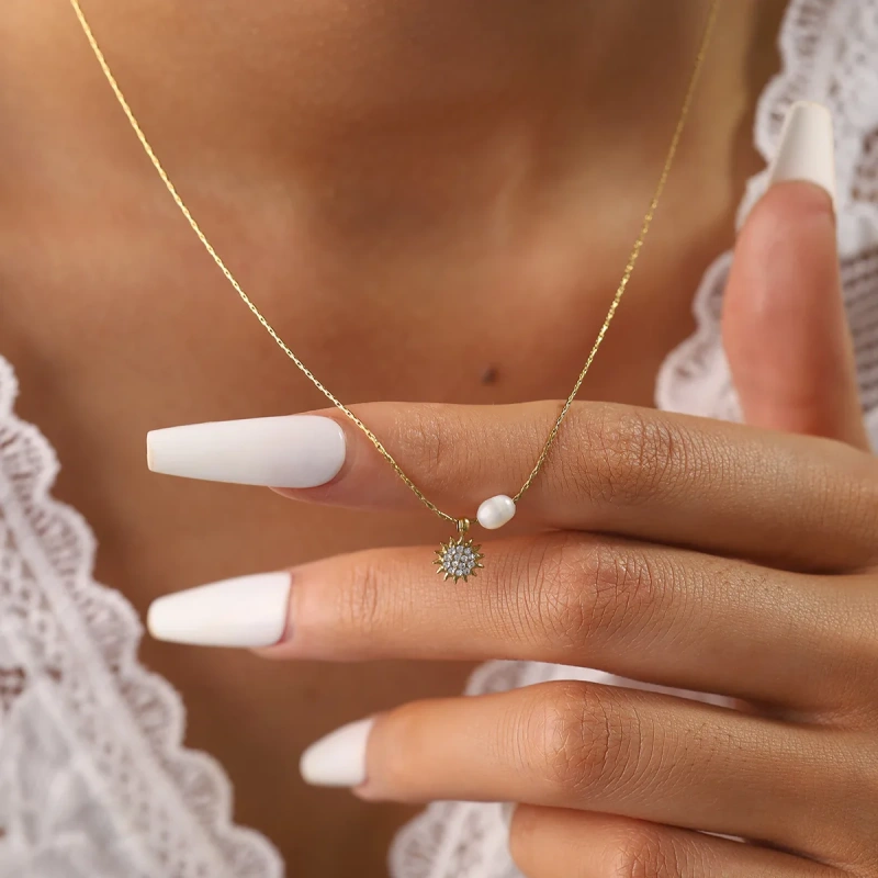 INS Style Natural Freshwater Pearl Necklace with Sunflower for Women 18K Gold Plated Waterproof Stainless Steel YF8327