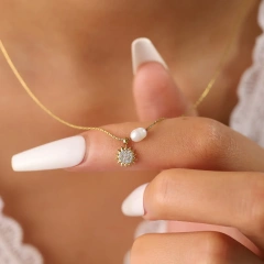 INS Style Natural Freshwater Pearl Necklace with Sunflower for Women 18K Gold Plated Waterproof Stainless Steel YF8327