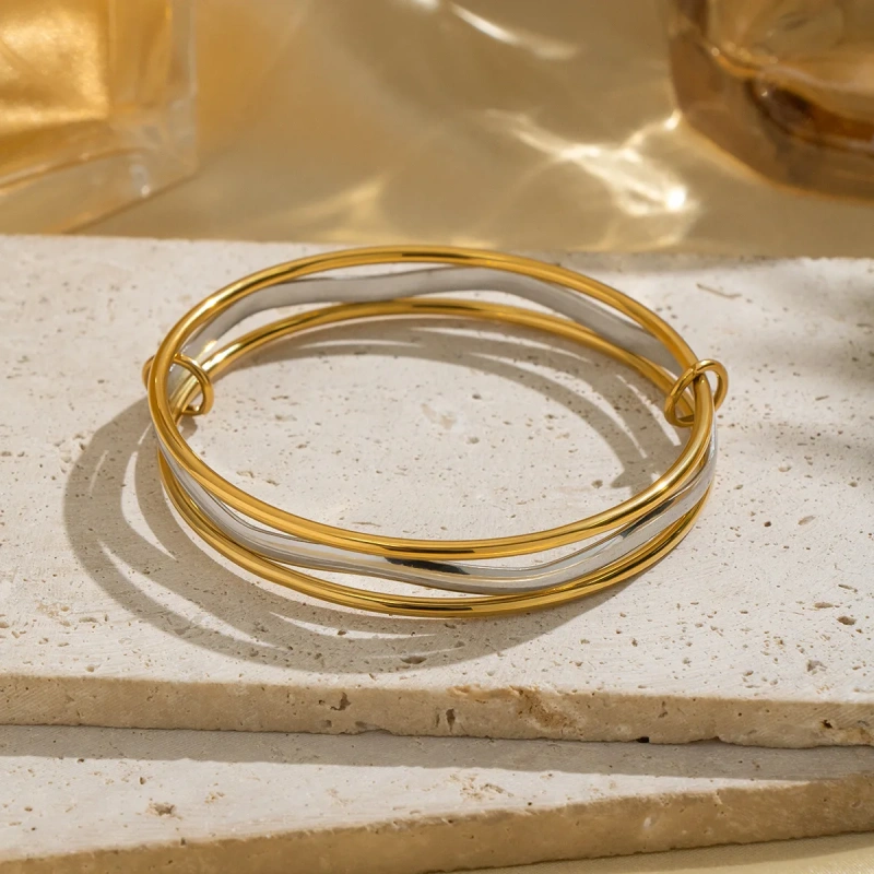 Fashion Trend Geometric High End Bracelet for Women 18K Gold Plated Waterproof Stainless Steel YF8319