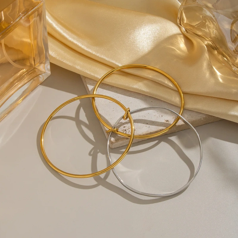 Fashion Trend Geometric High End Bracelet for Women 18K Gold Plated Waterproof Stainless Steel YF8319