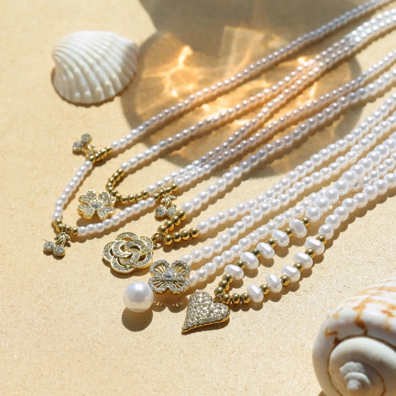 New Pearl Necklace with Petal Heart Pendant for Women 18K Gold Plated Waterproof Stainless Steel YF8326