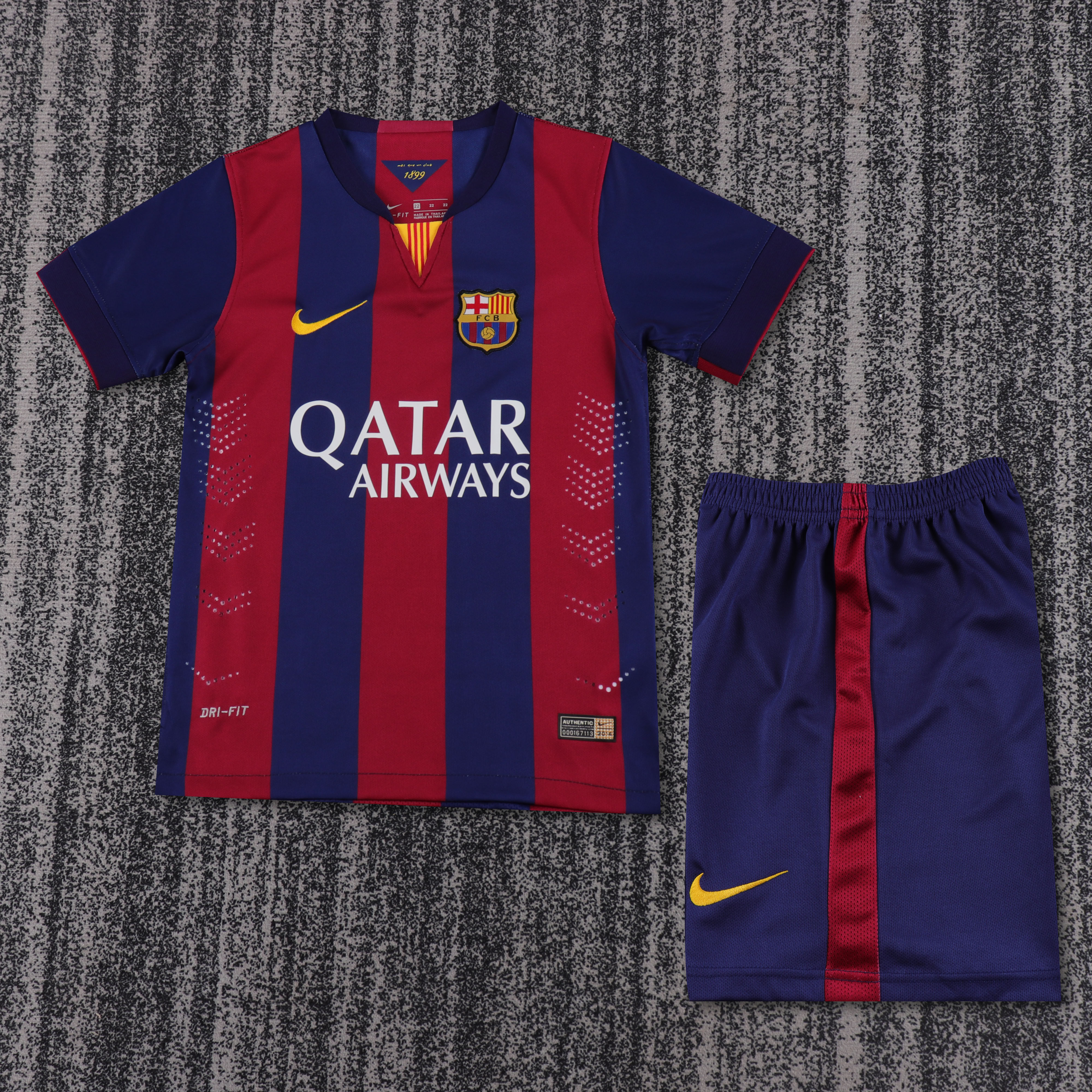 14/15 Barcelona Home