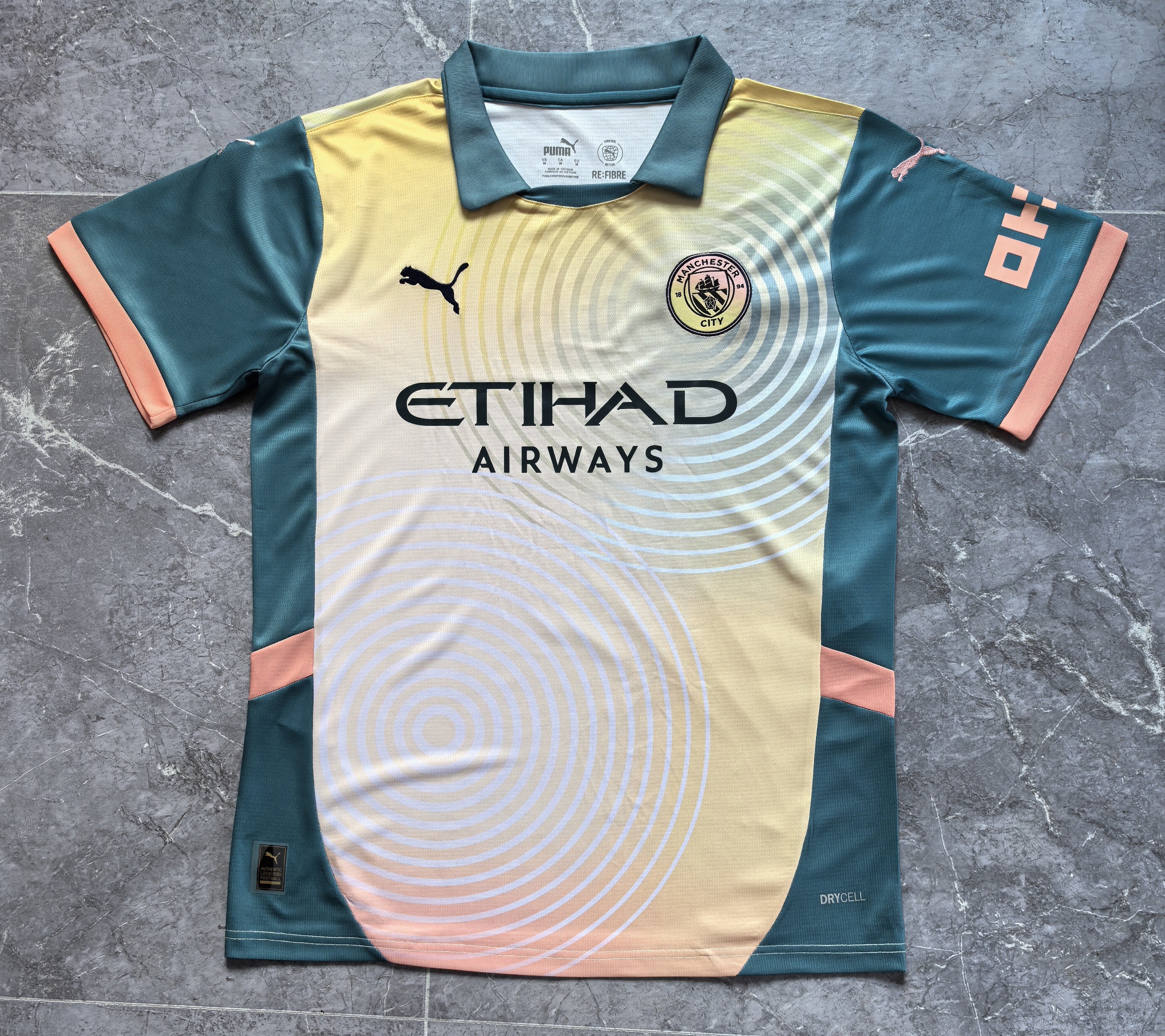 24-25 Manchester City Third Away