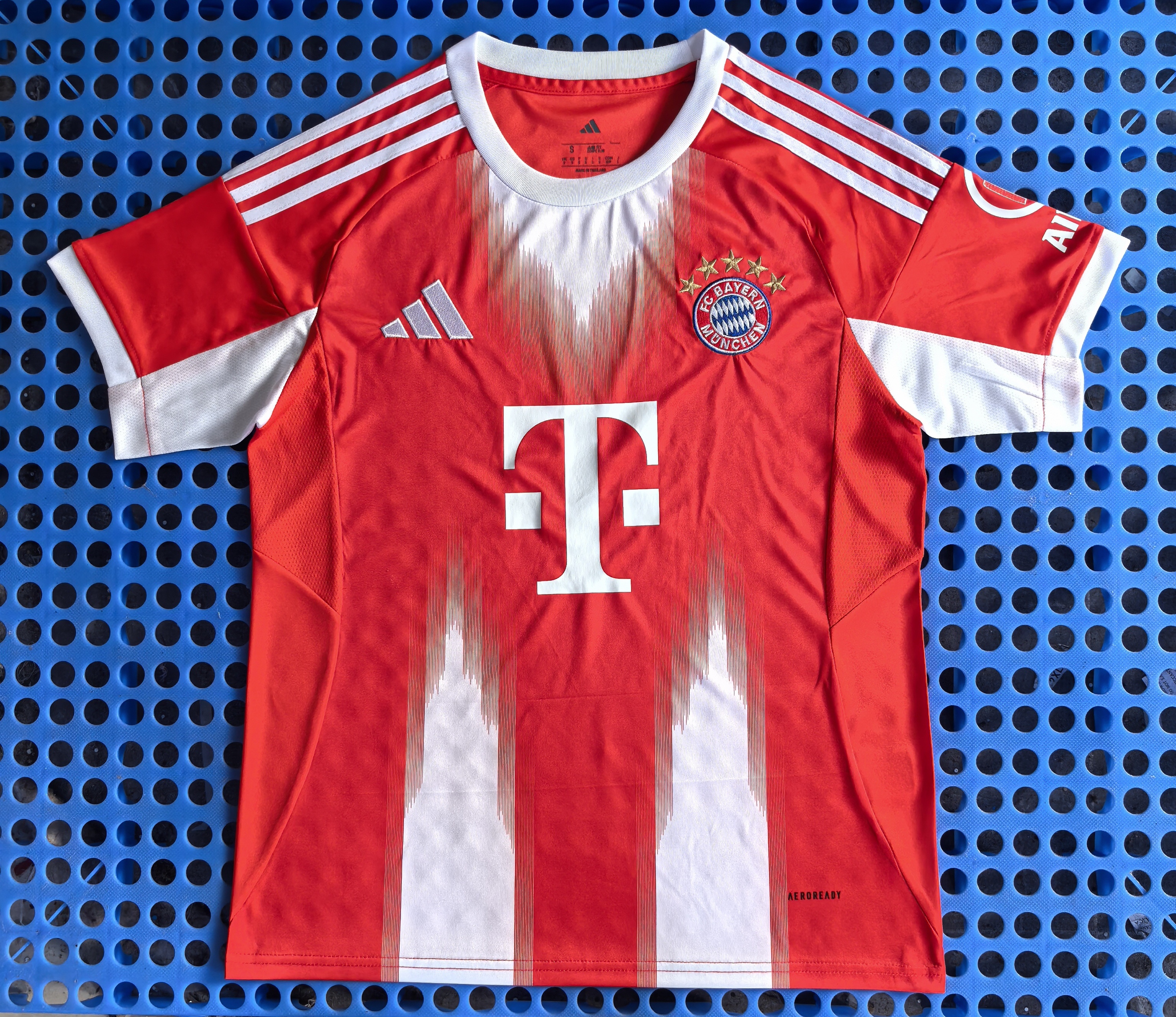 25-26 Bayern Munich Home