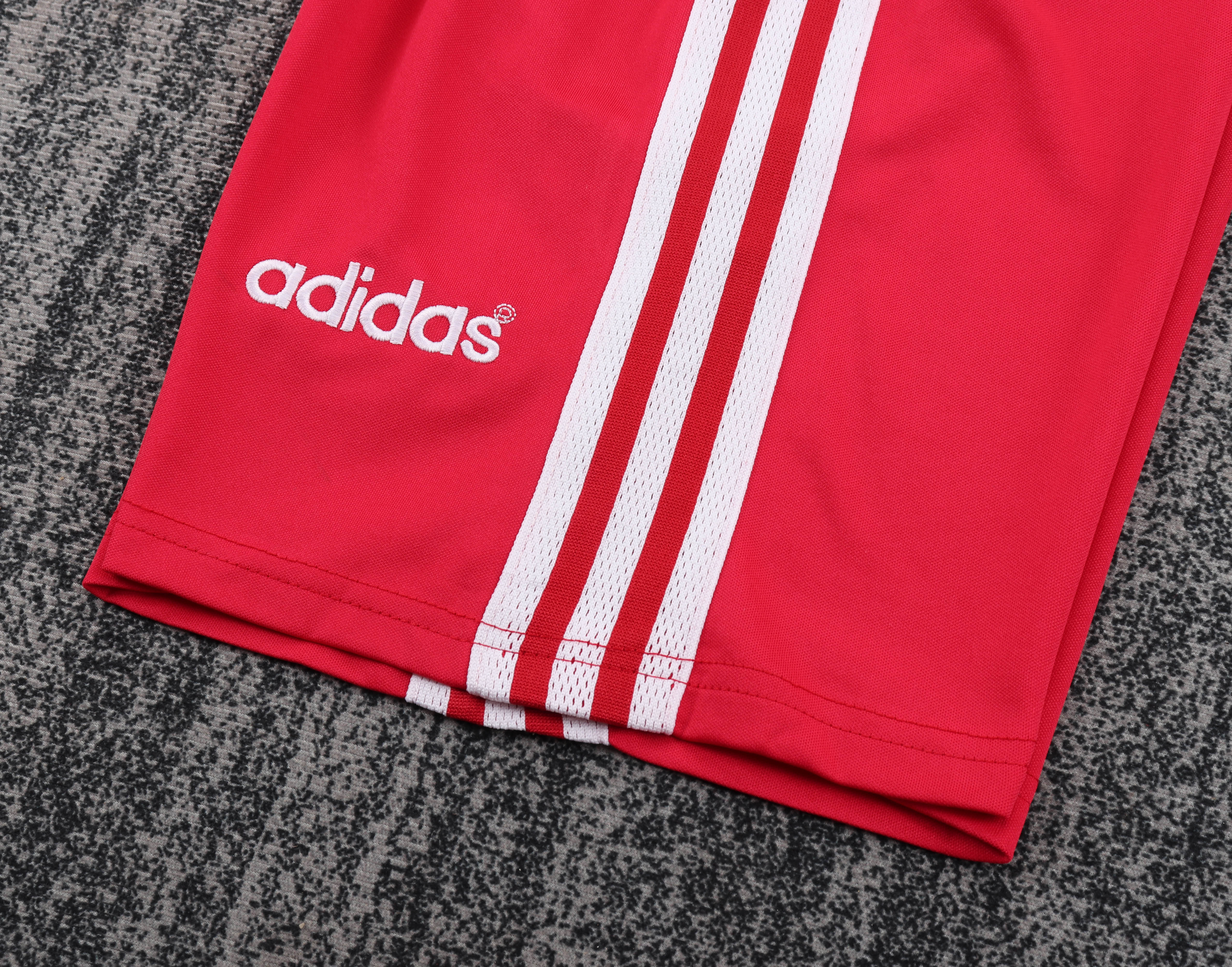 1995-96 Liverpool Home