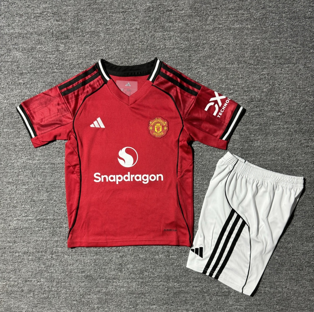 2526 Manchester United Home Kits
