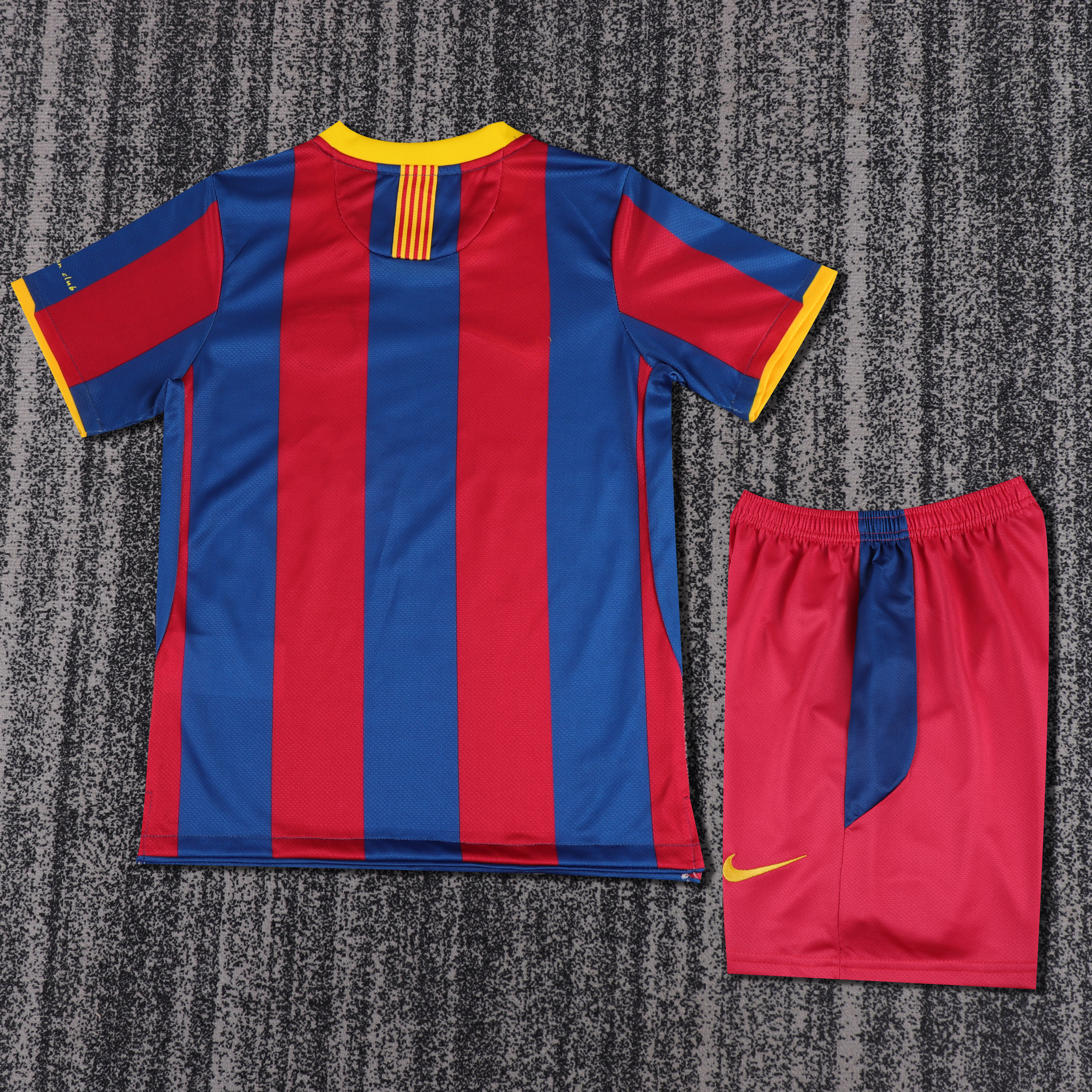 10/11 Barcelona Home