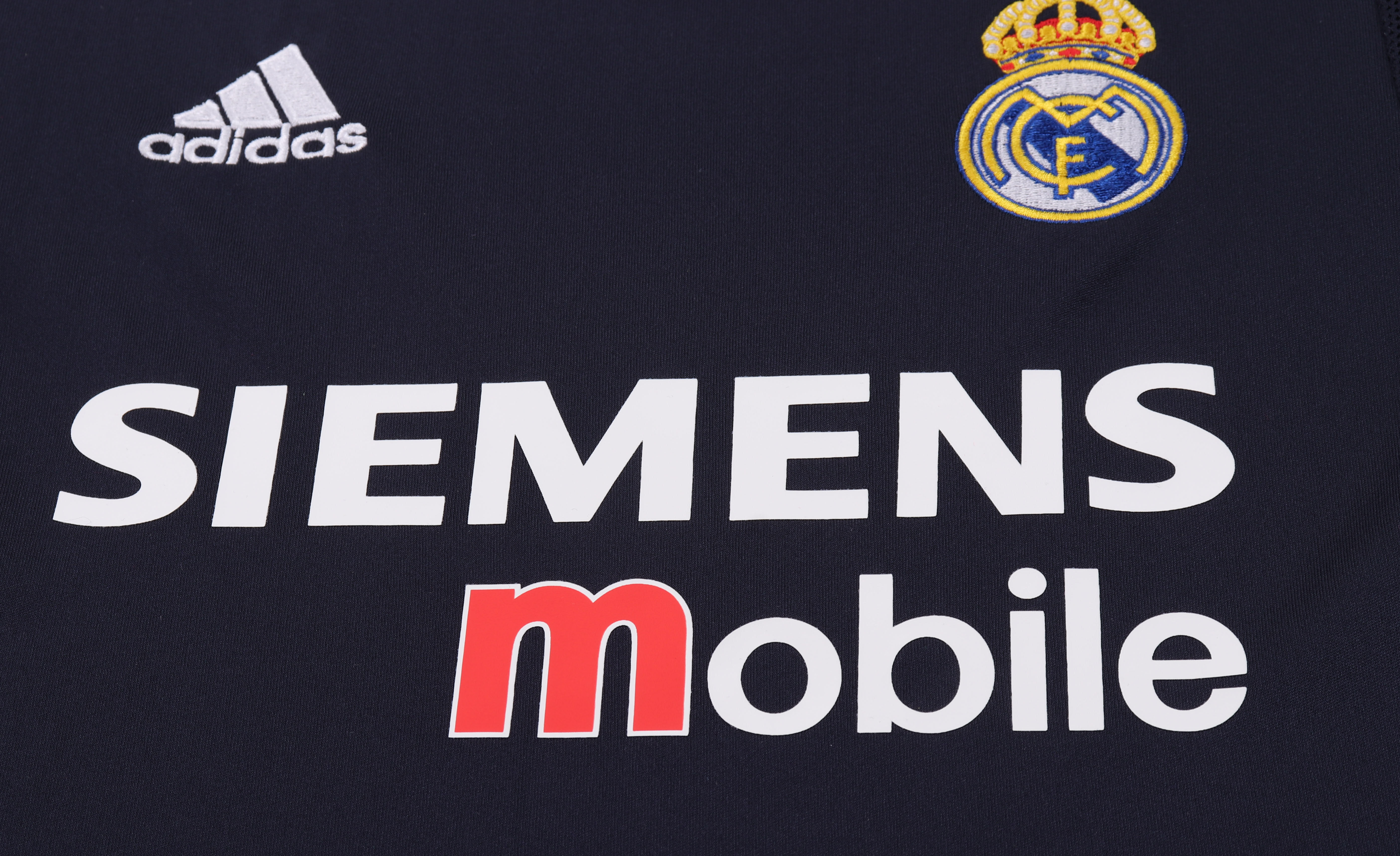 2004-05 Real Madrid Away