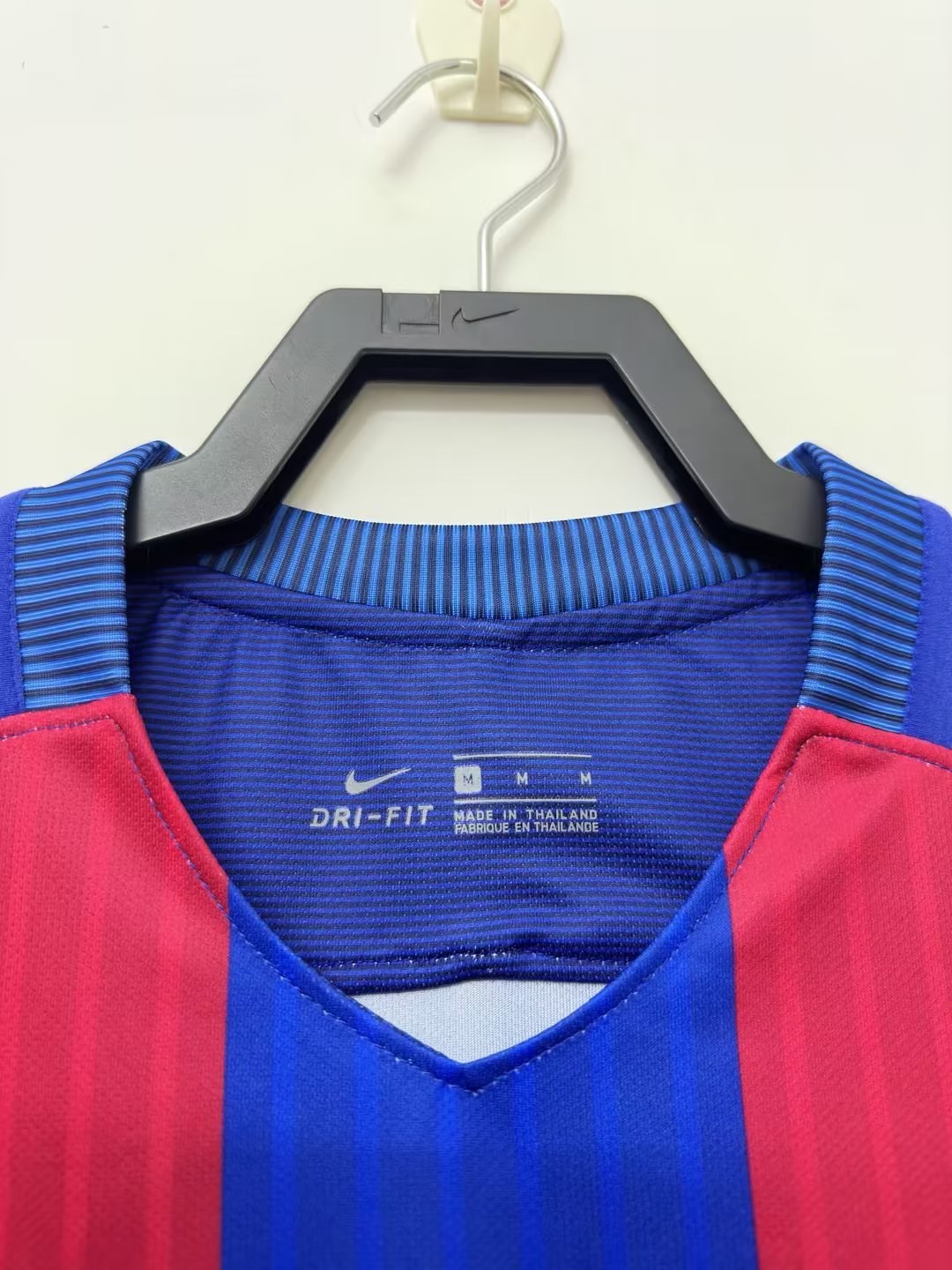 16-17 Barcelona Home