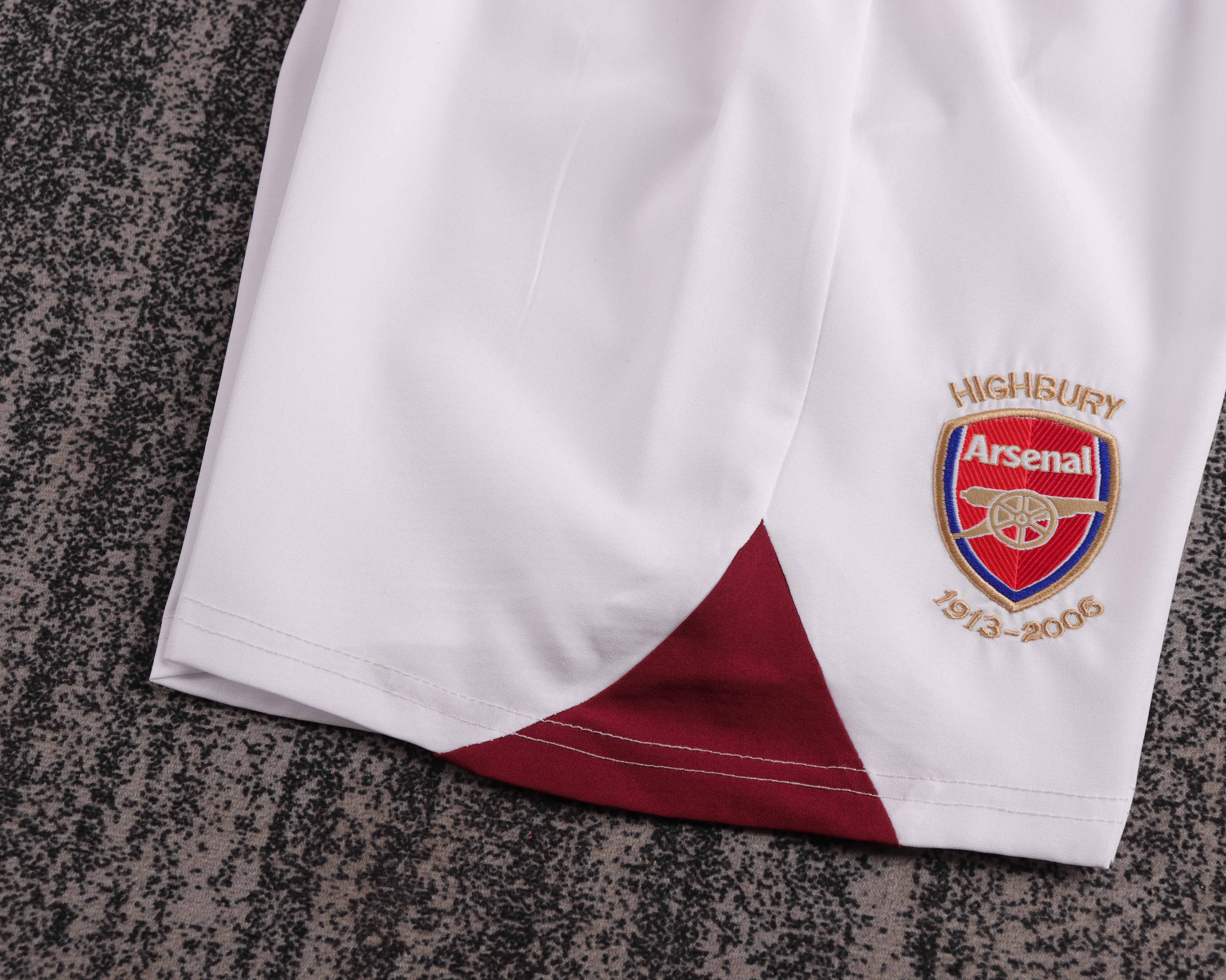 2005-06 Arsenal Home