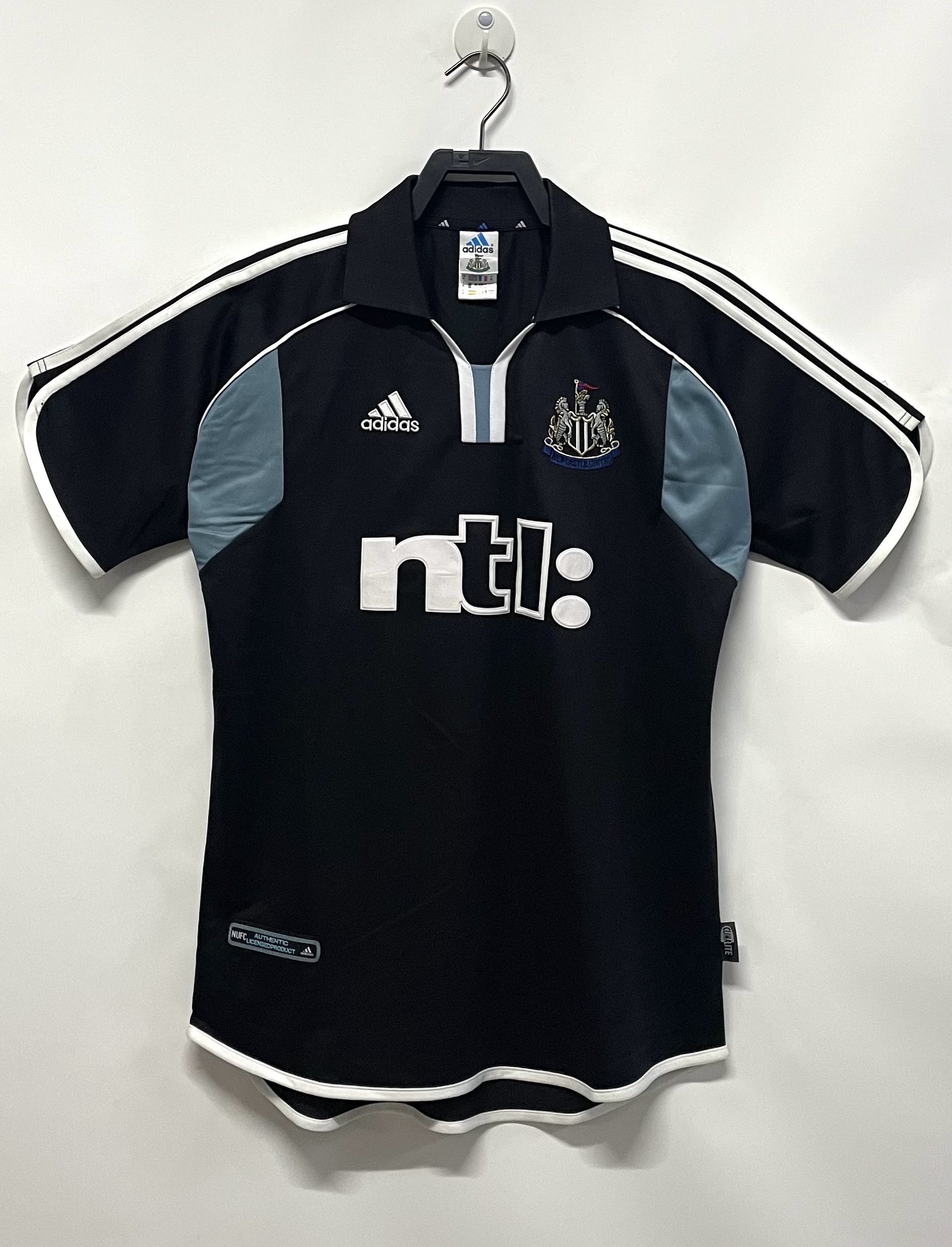 2000-01Newcastle Away