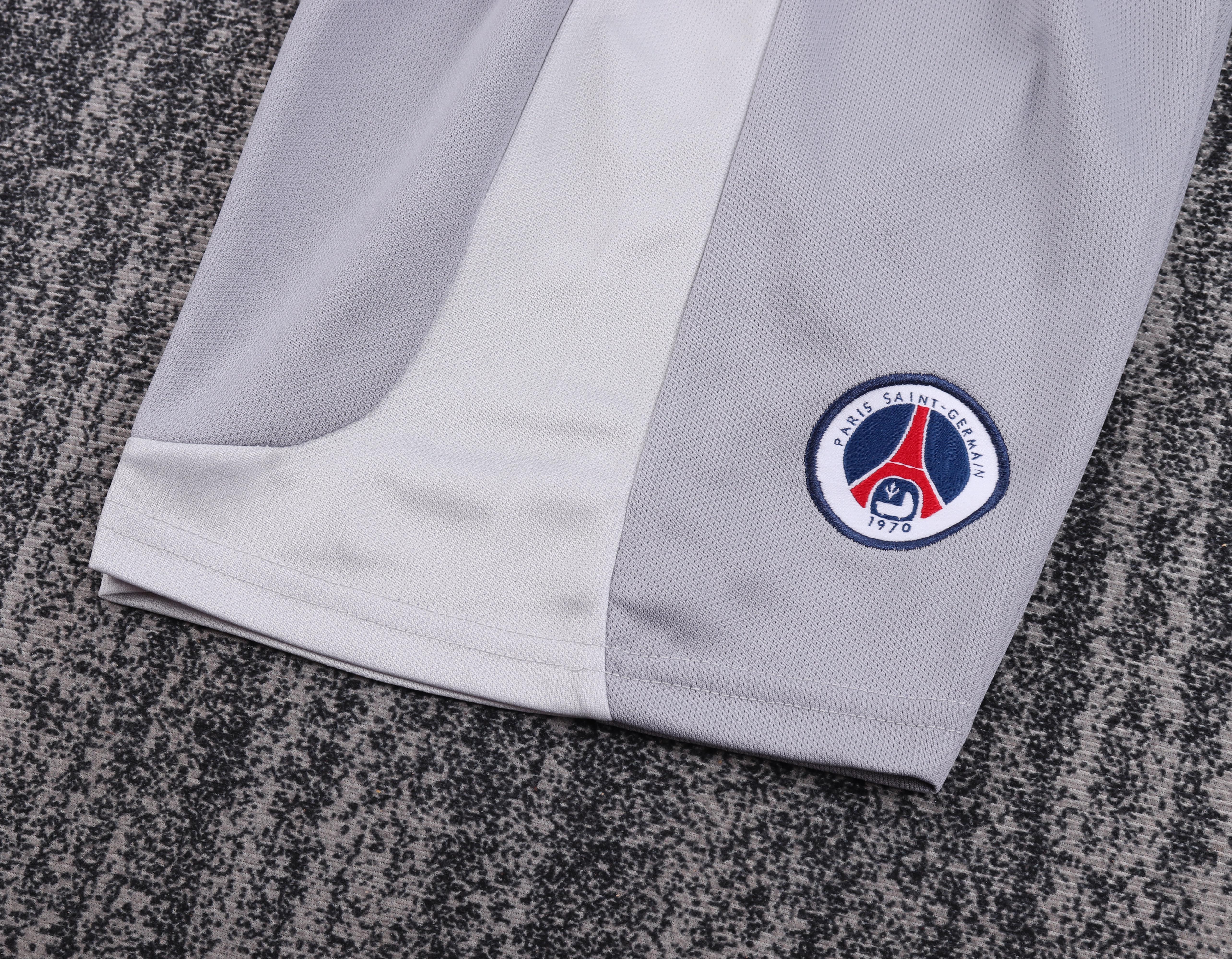 2001-02 PSG Away