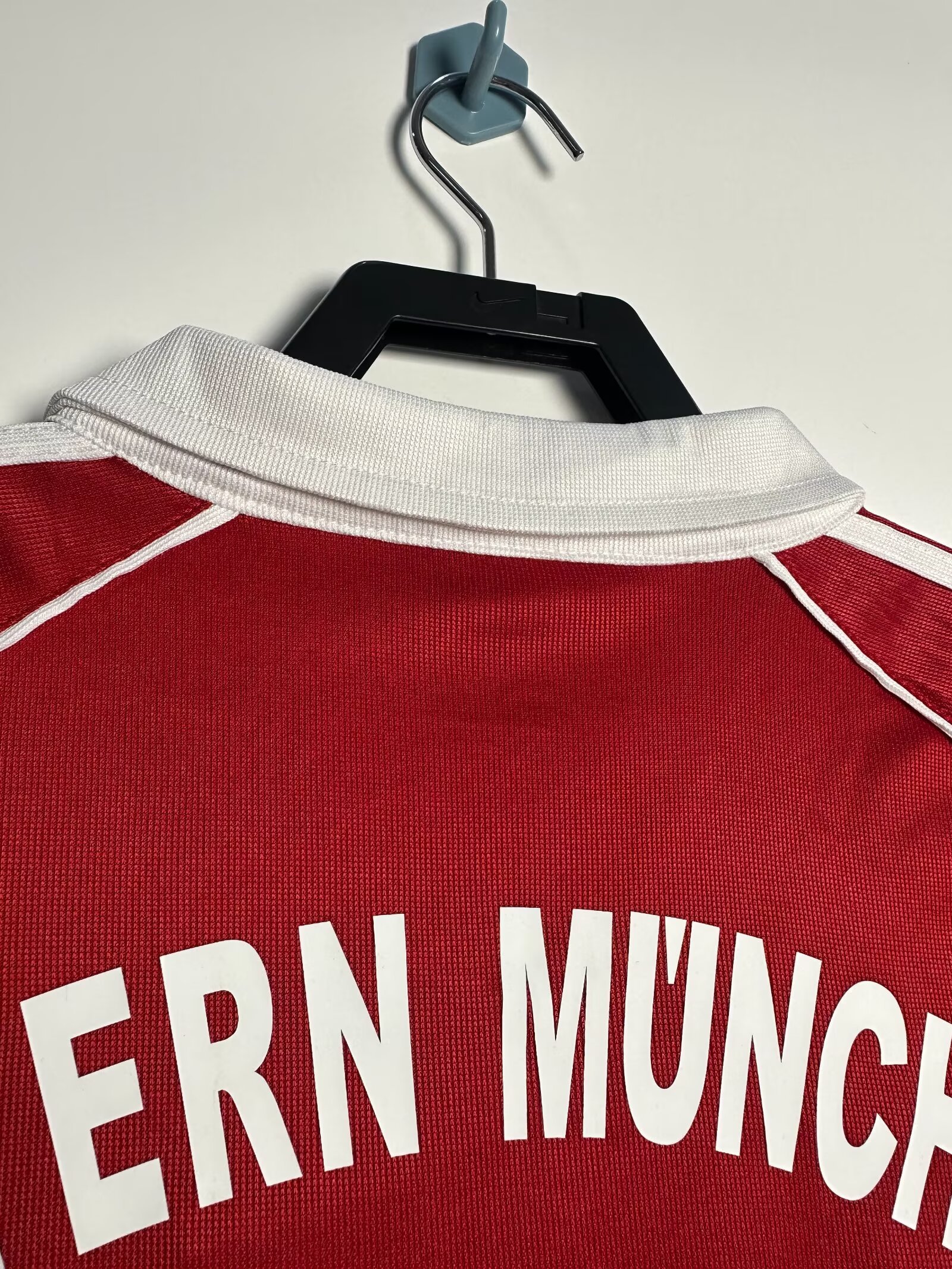 2005-06 Bayern Munich Home