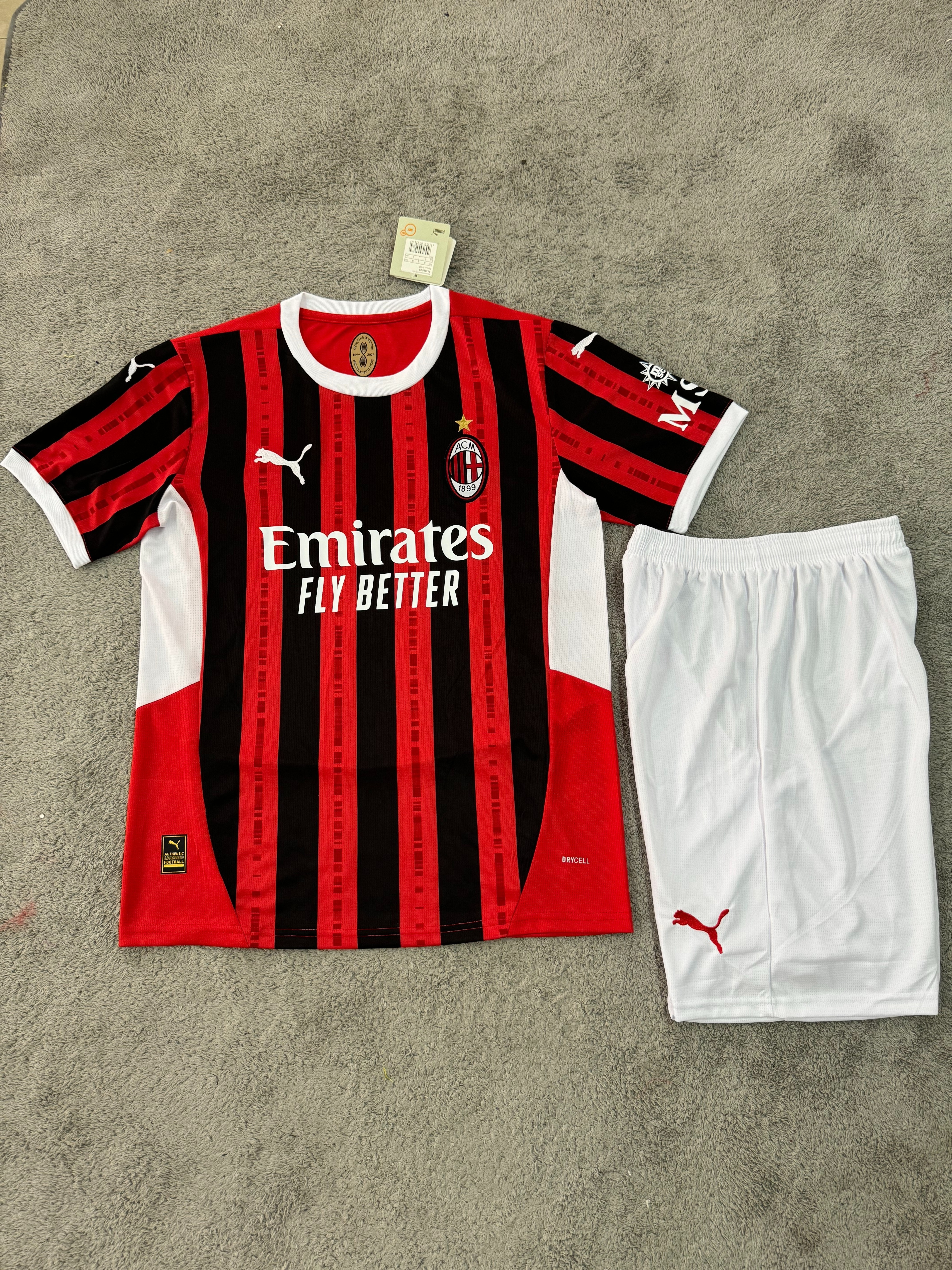 24-25 AC Milan Home