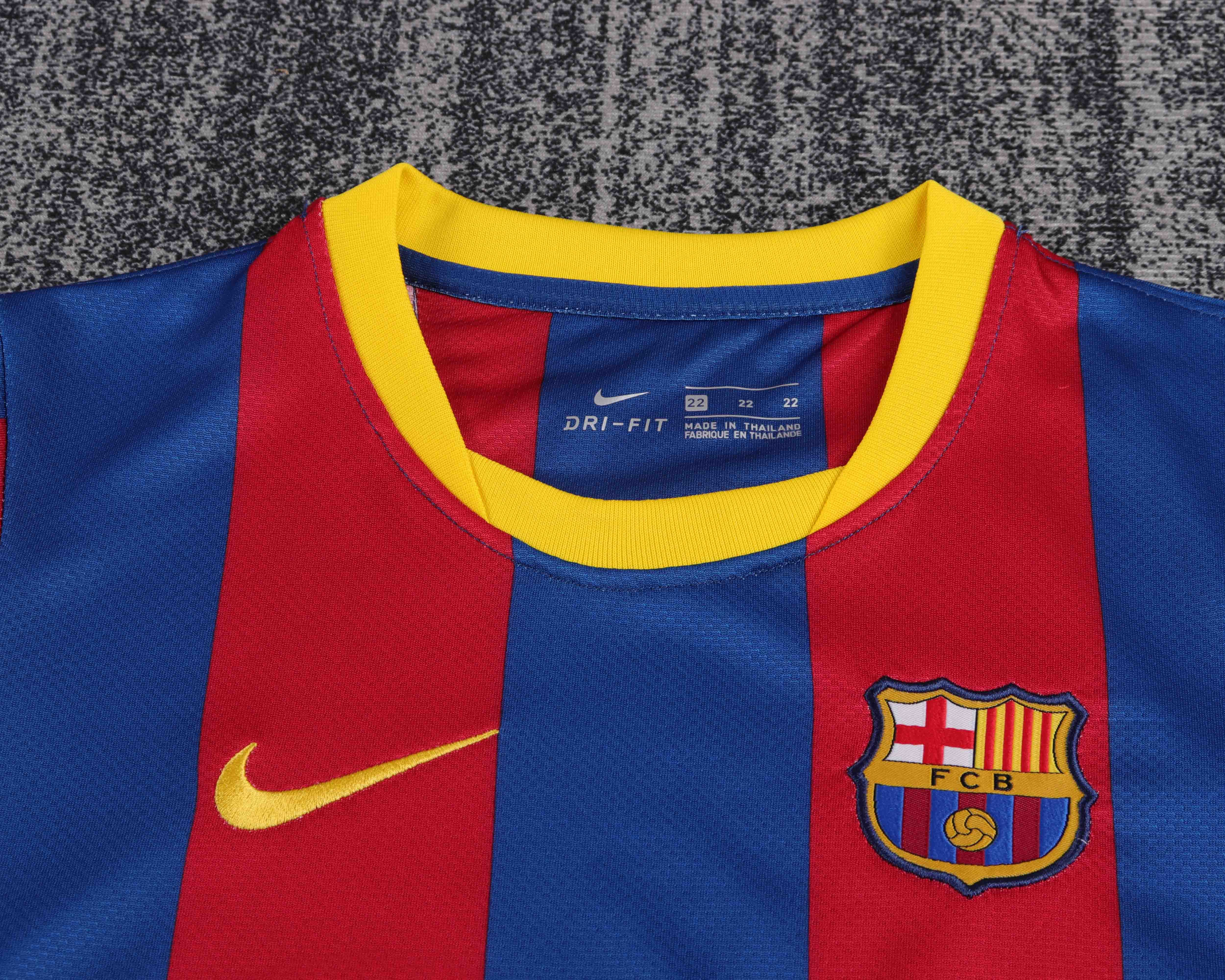 10/11 Barcelona Home