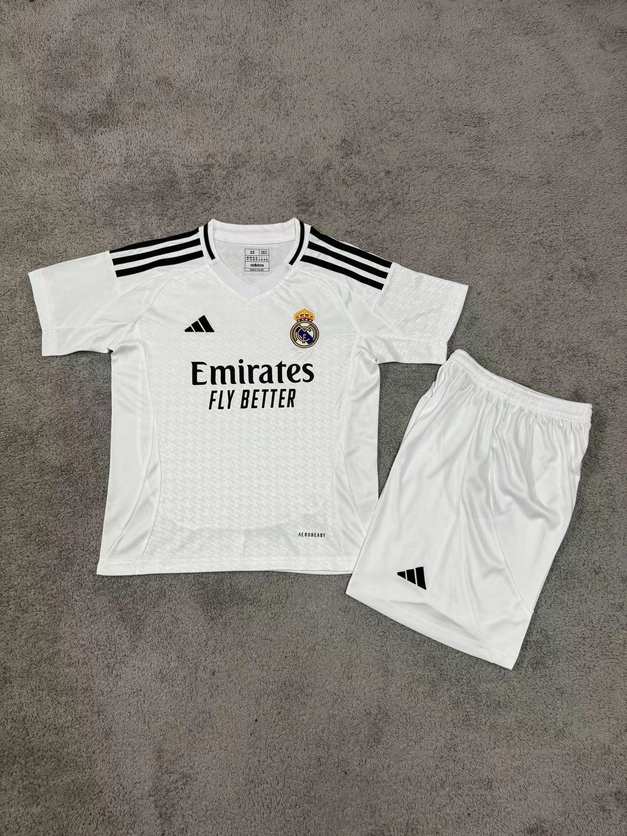24-25 Real Madrid Home