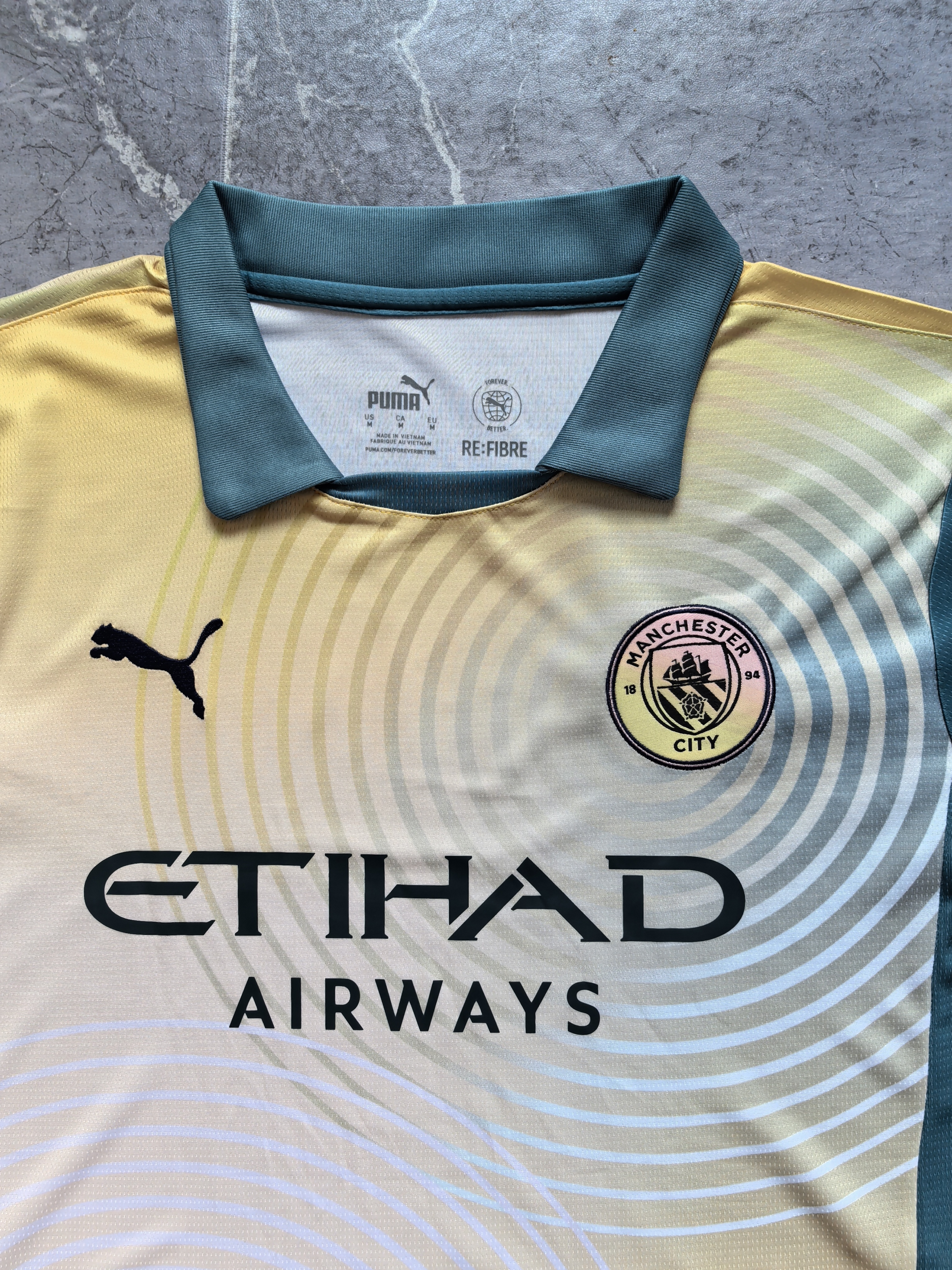 24-25 Manchester City Third Away