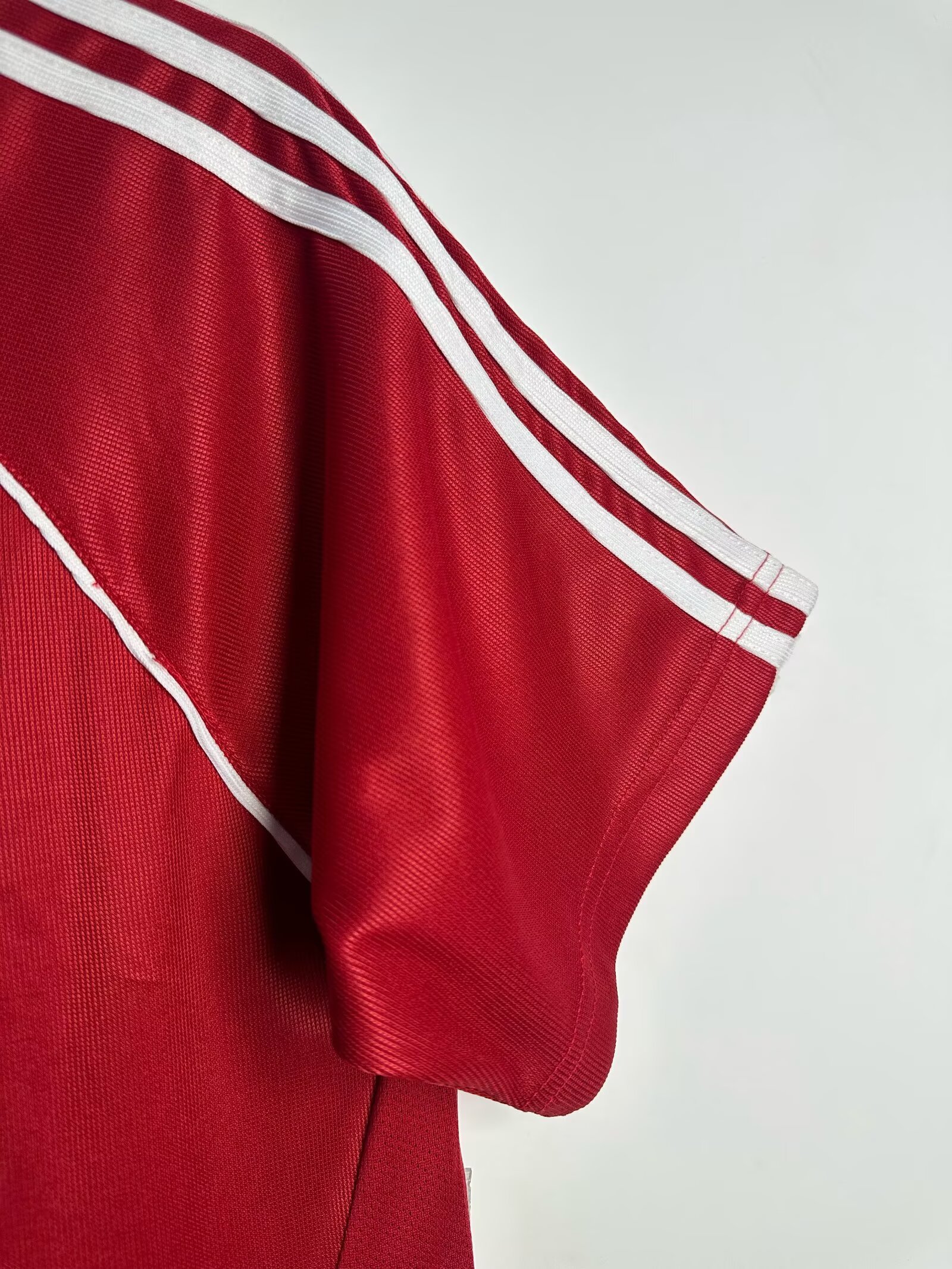 2005-06 Bayern Munich Home