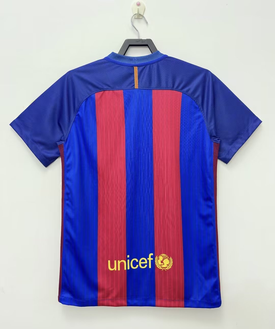 16-17 Barcelona Home