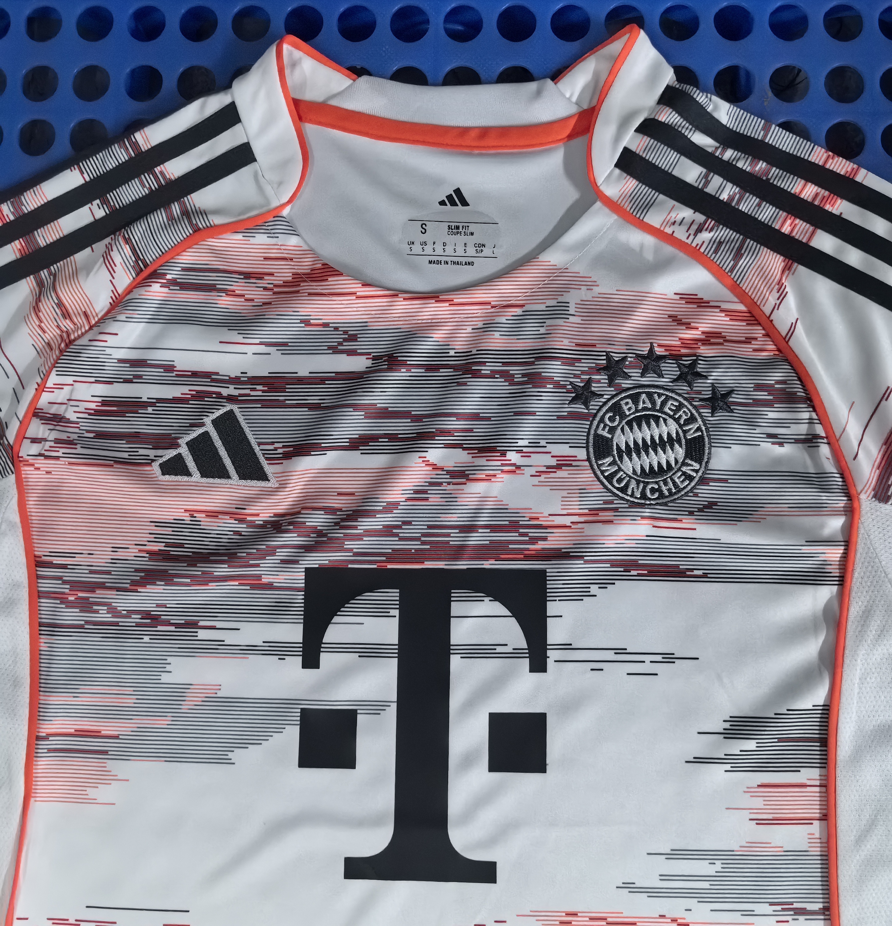 25-26 Bayern Munich Away