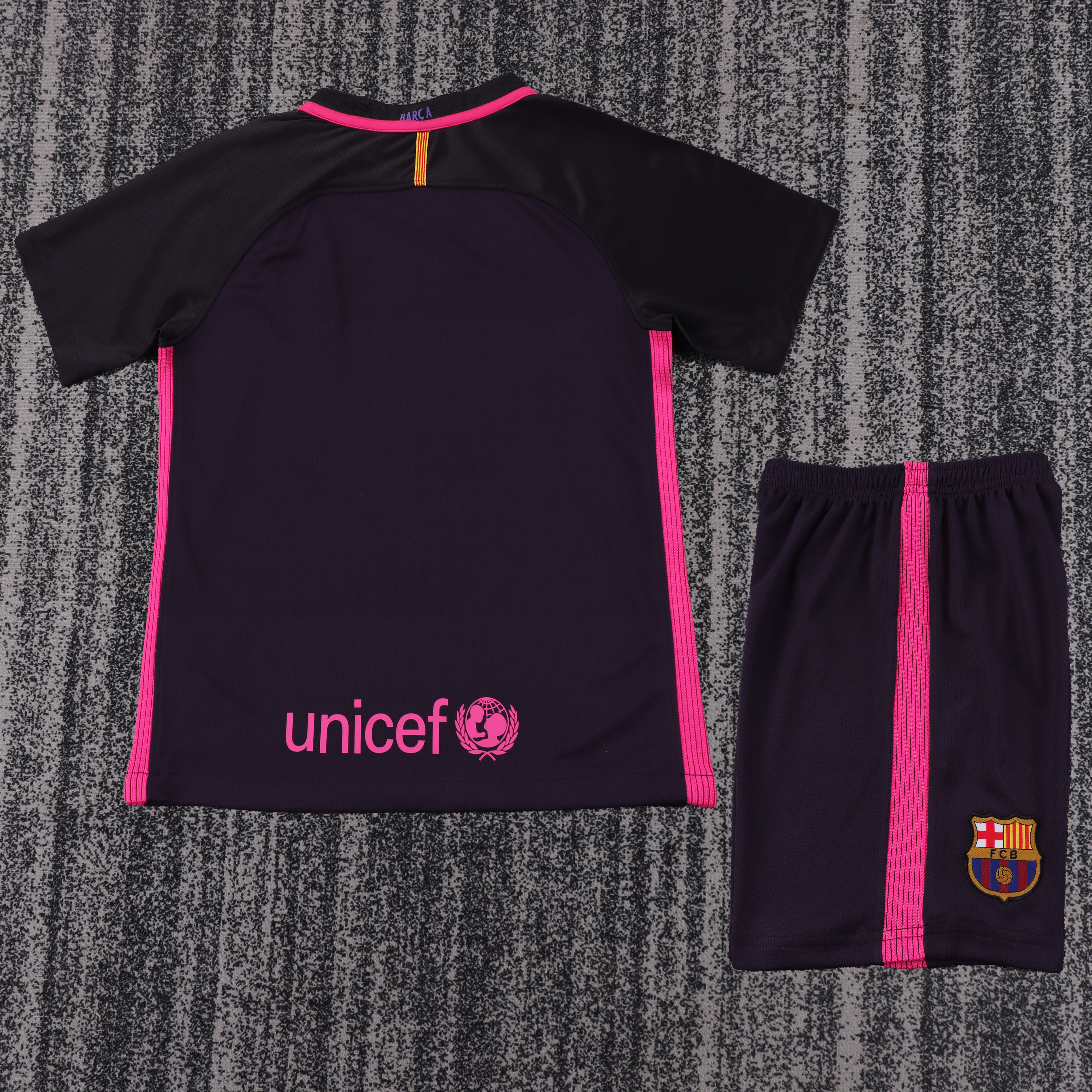 2016-17 Barcelona Away