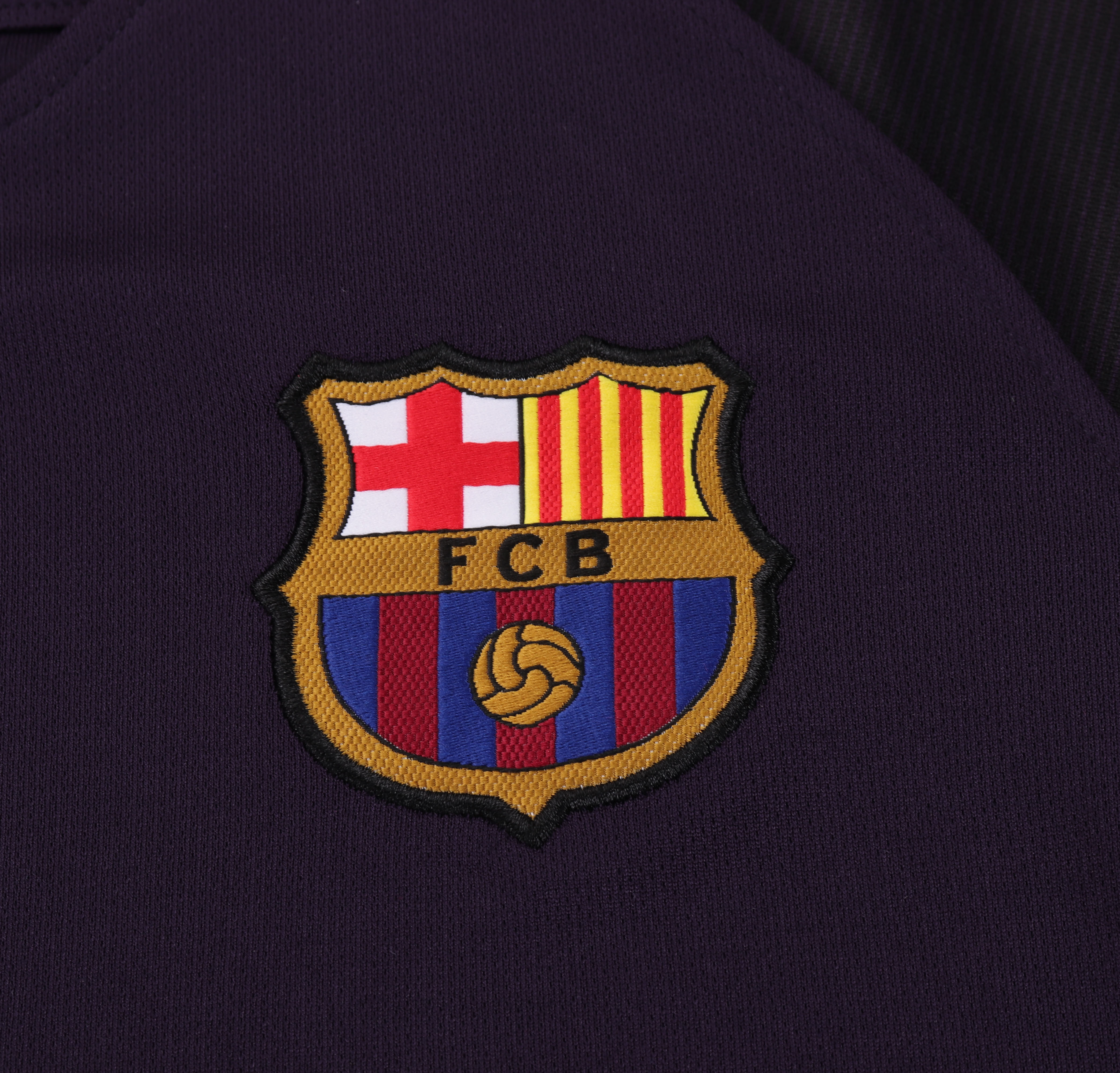 2016-17 Barcelona Away