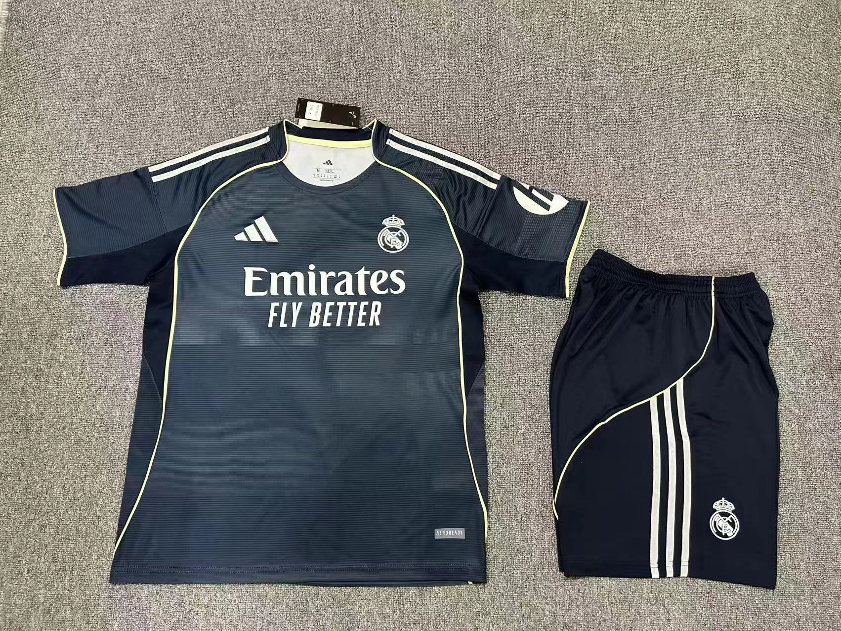 2526 Real Madrid Away