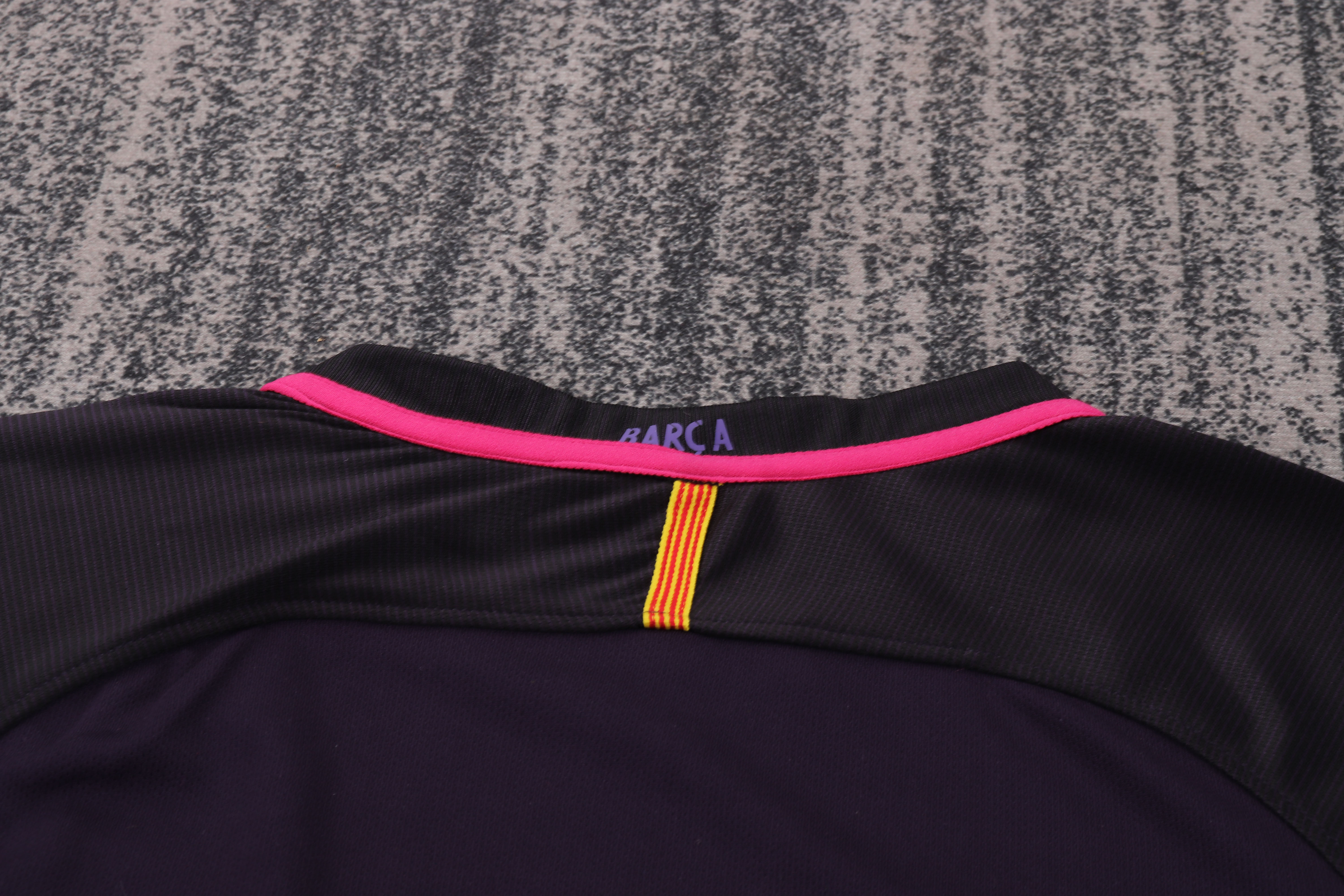 2016-17 Barcelona Away