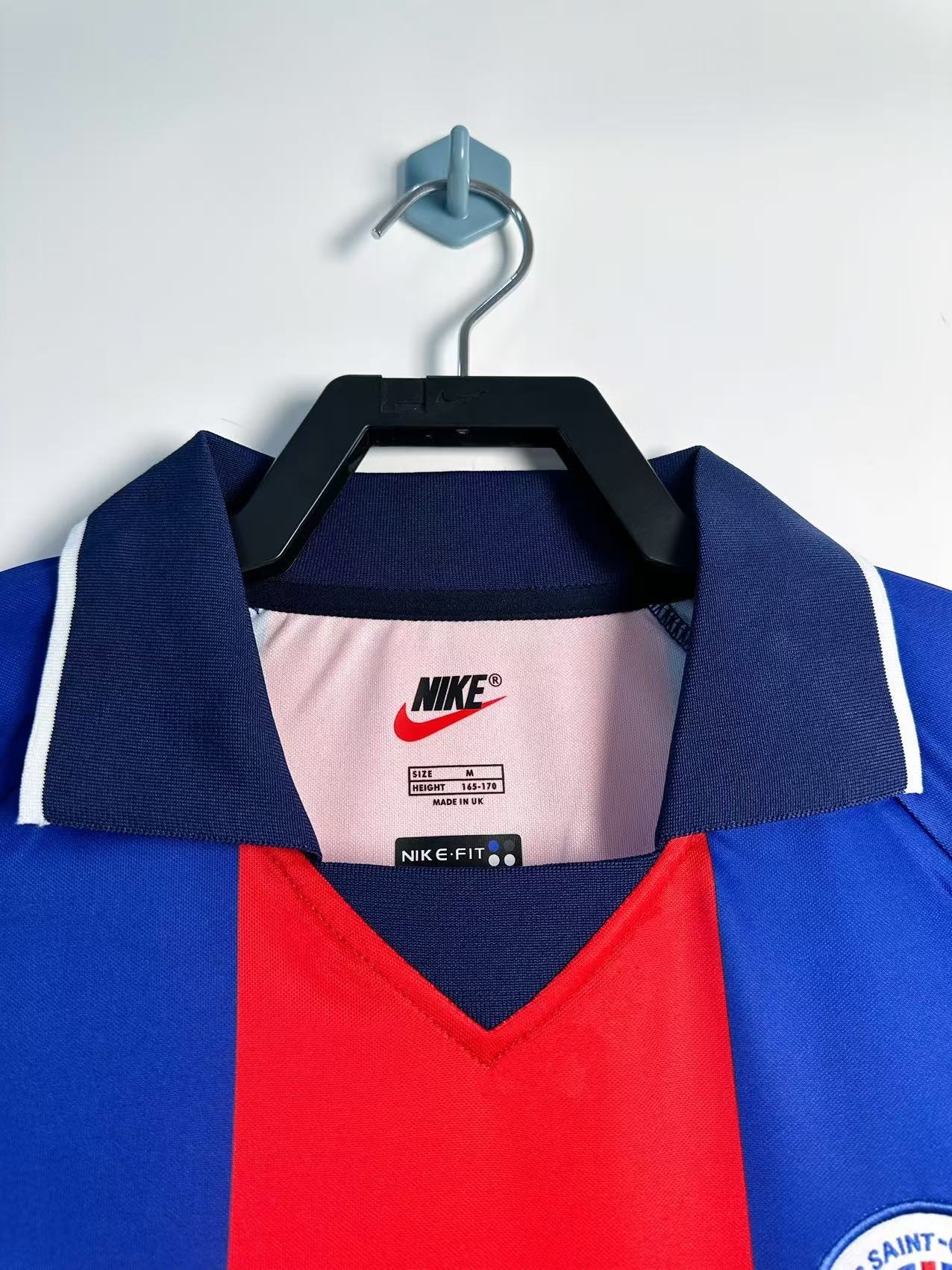 2000-01 PSG Home