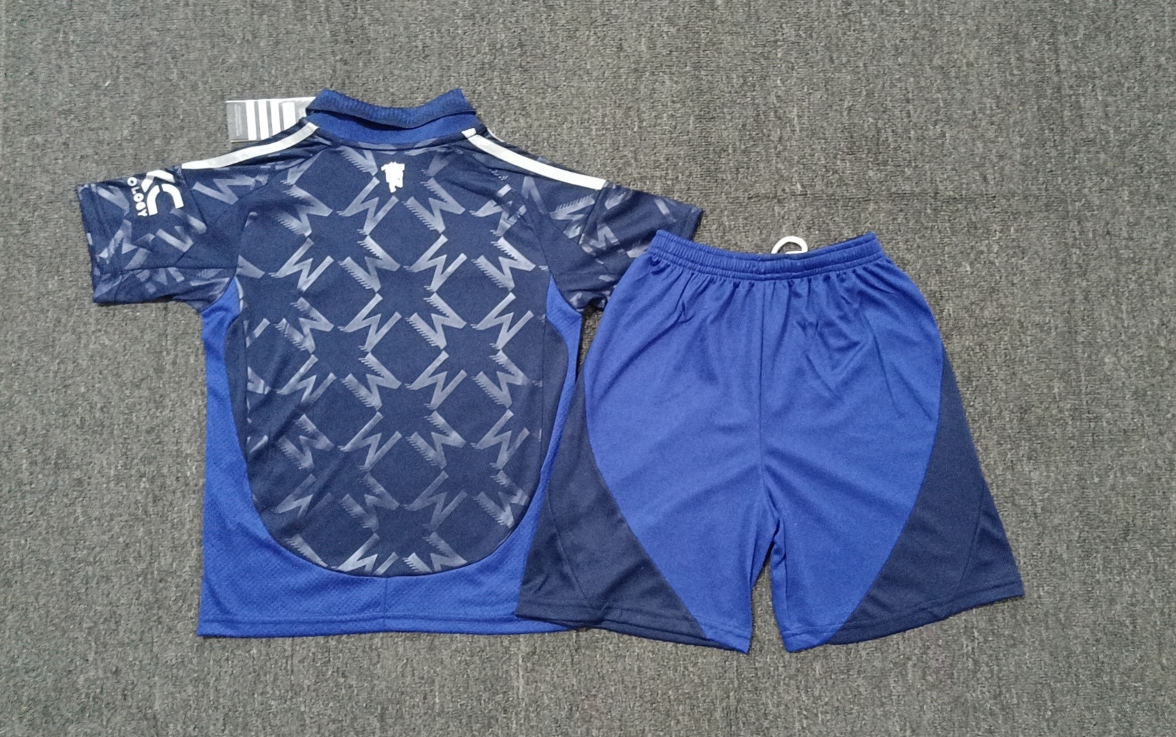 24-25 Manchester United Away Kits