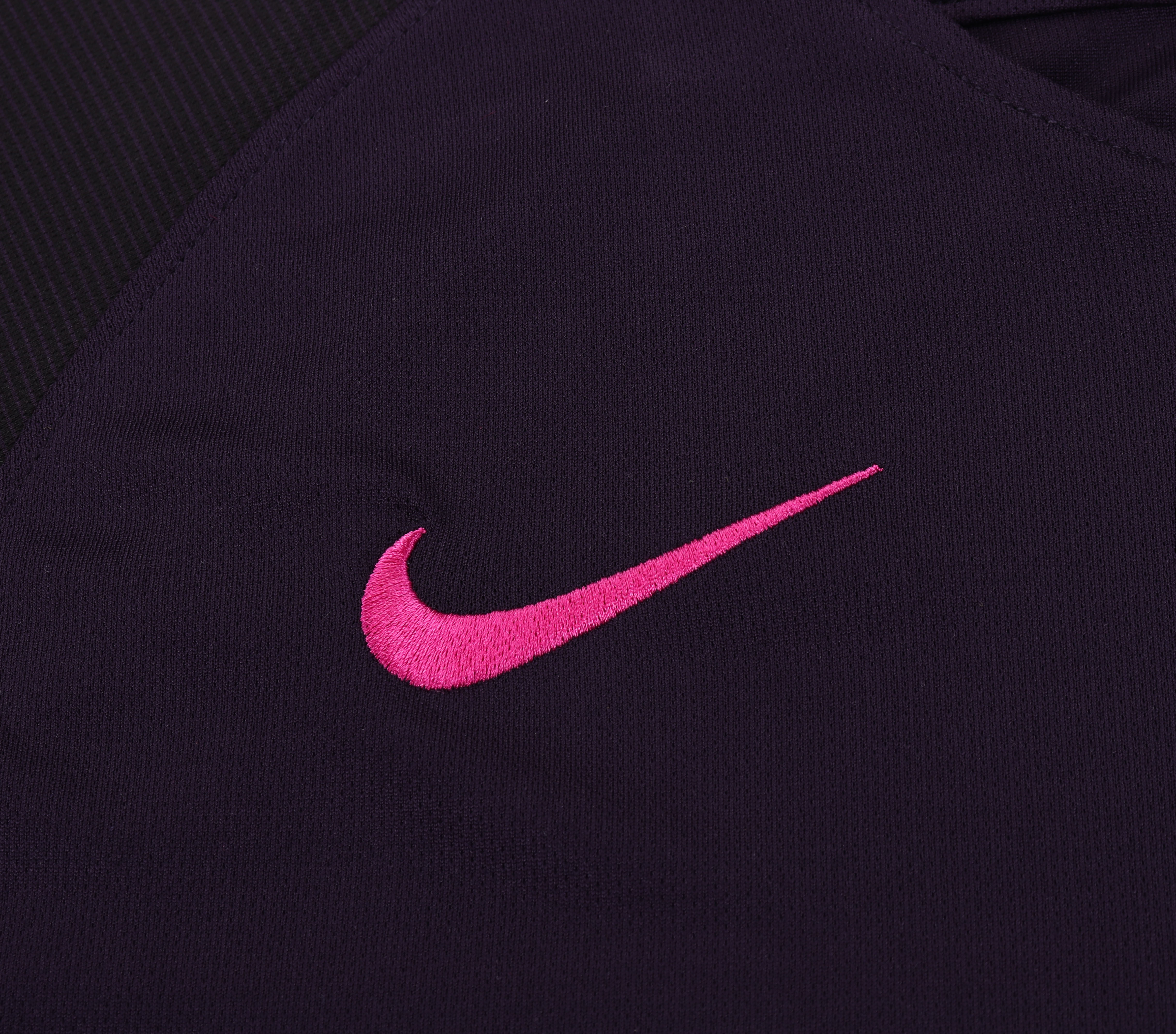 2016-17 Barcelona Away