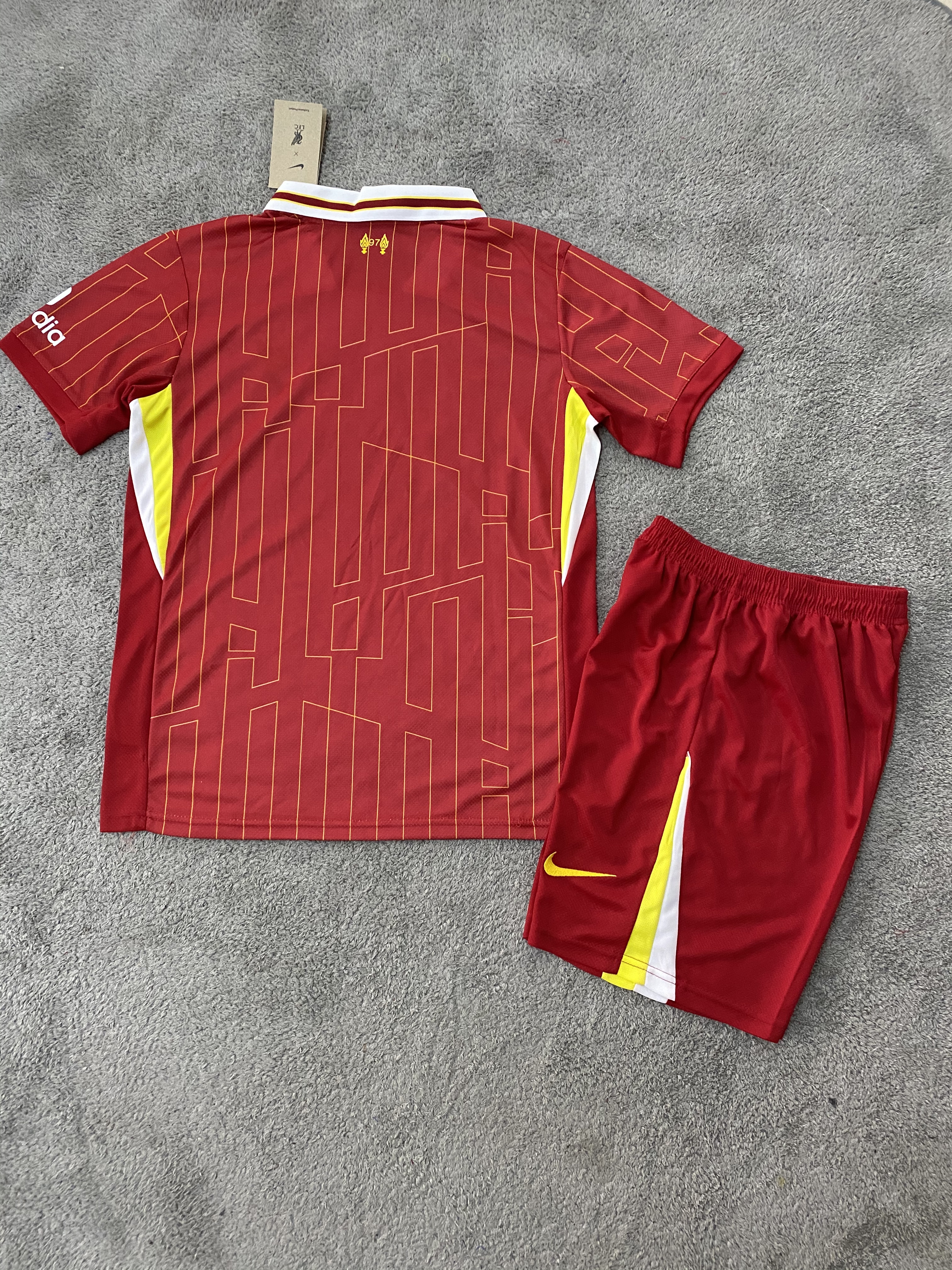 24-25 Liverpool Home