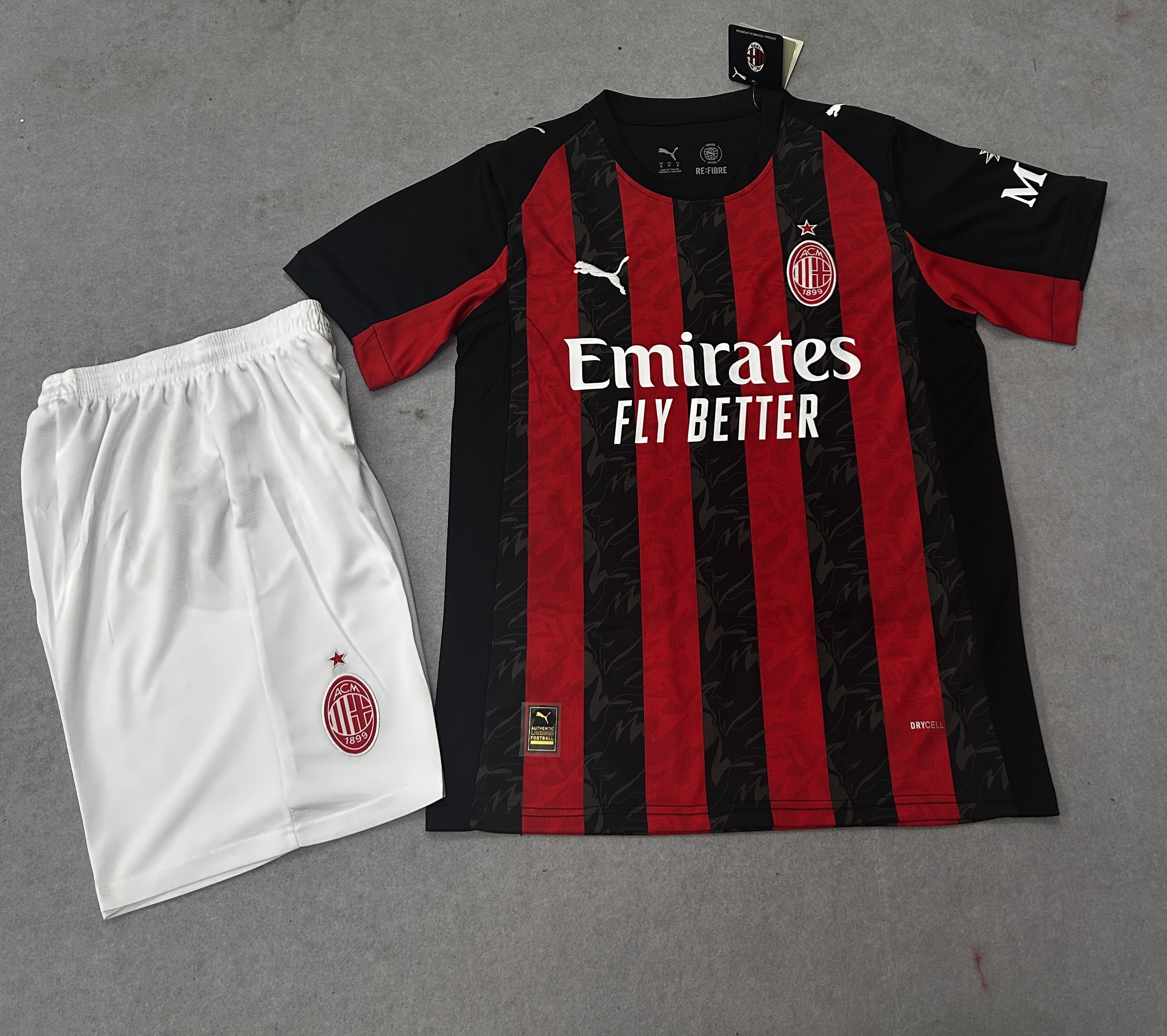 2526 AC Milan Home
