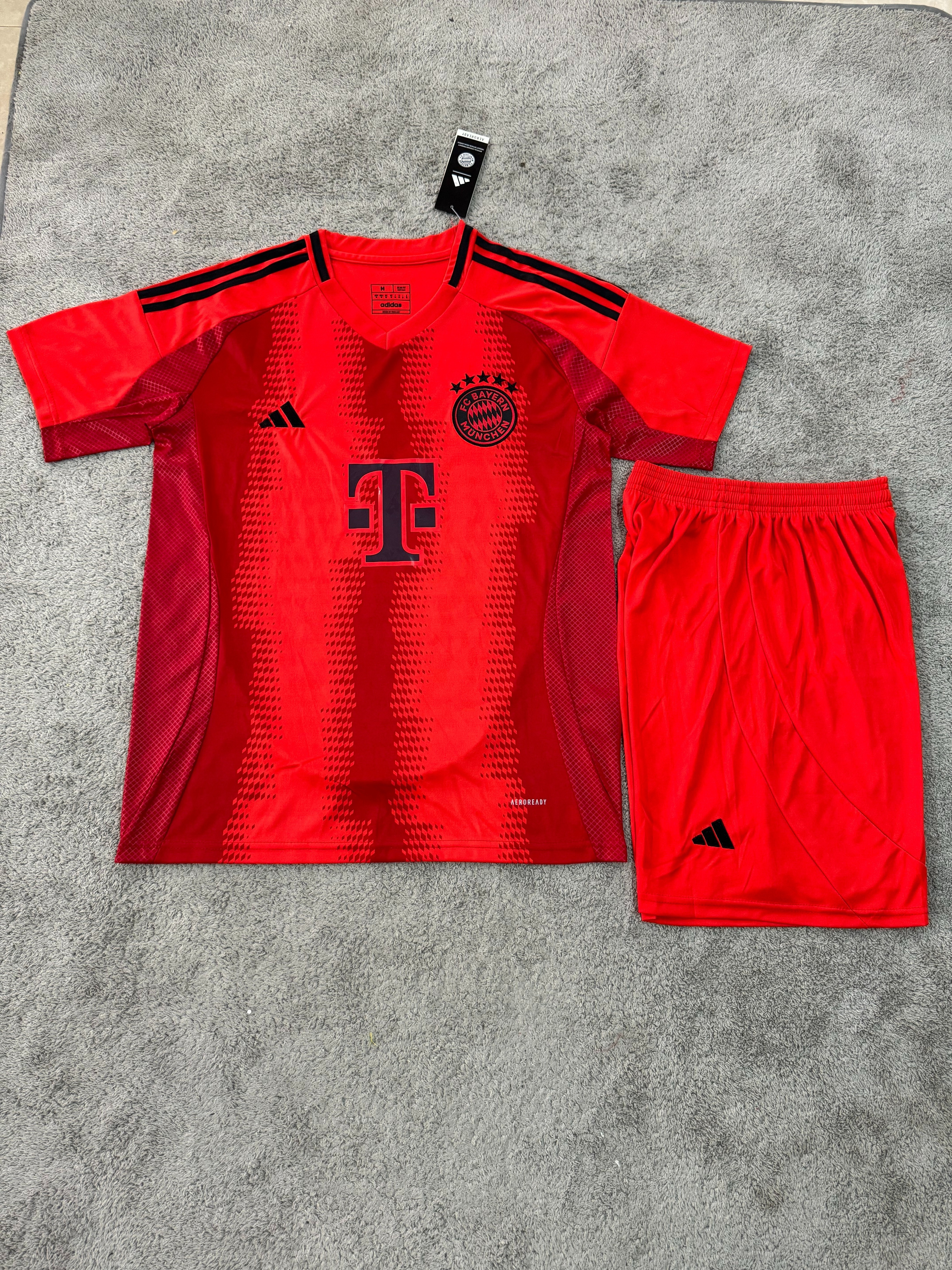 24-25 Bayern Munich Home