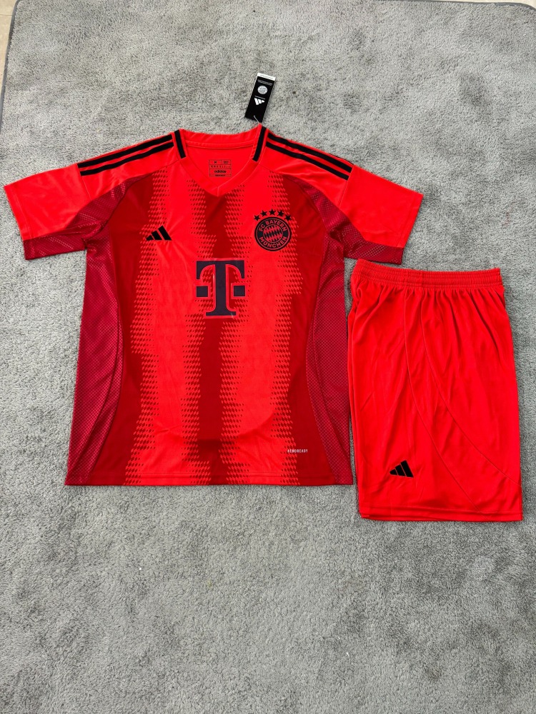 24-25 Bayern Munich Home