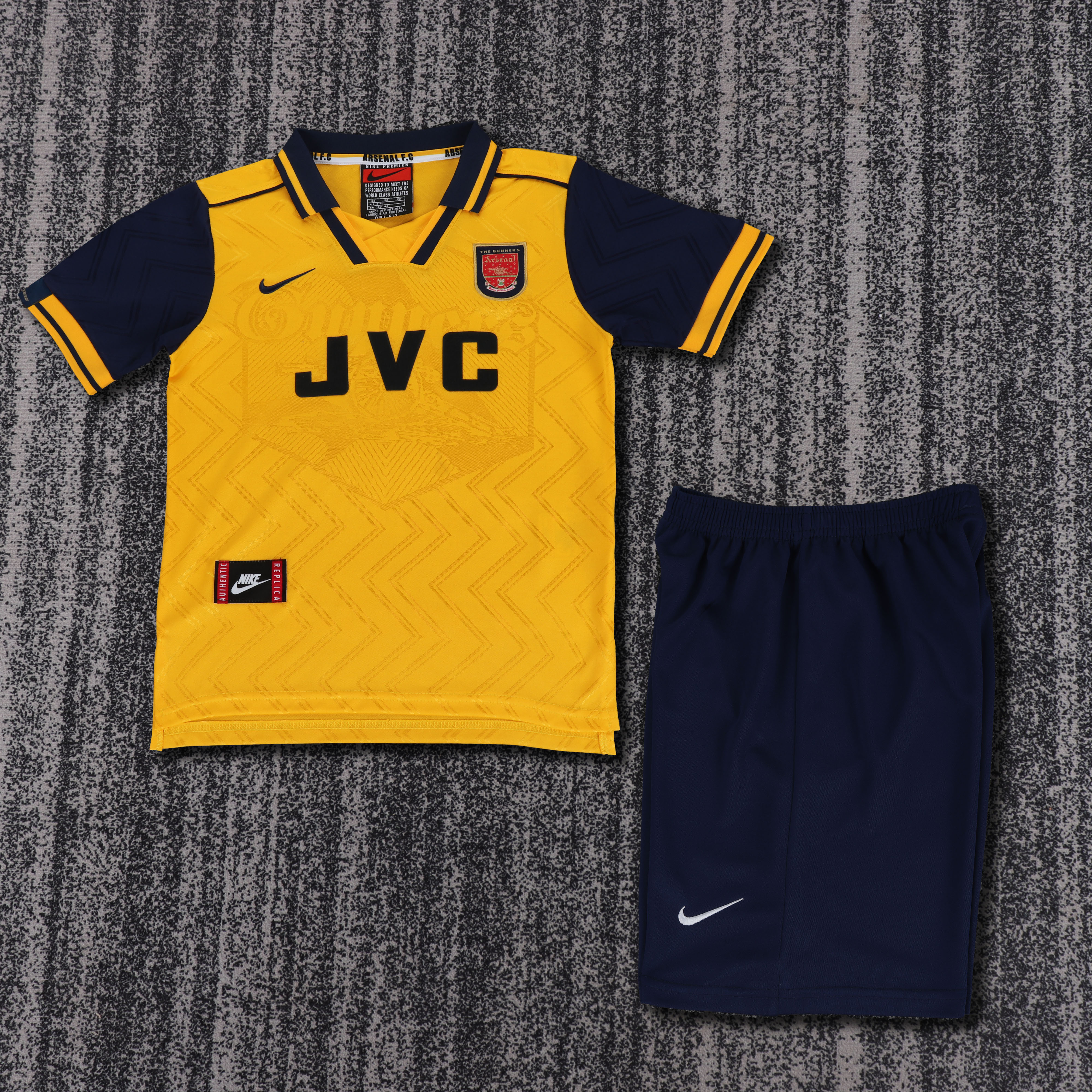 1996-97 Arsenal Away