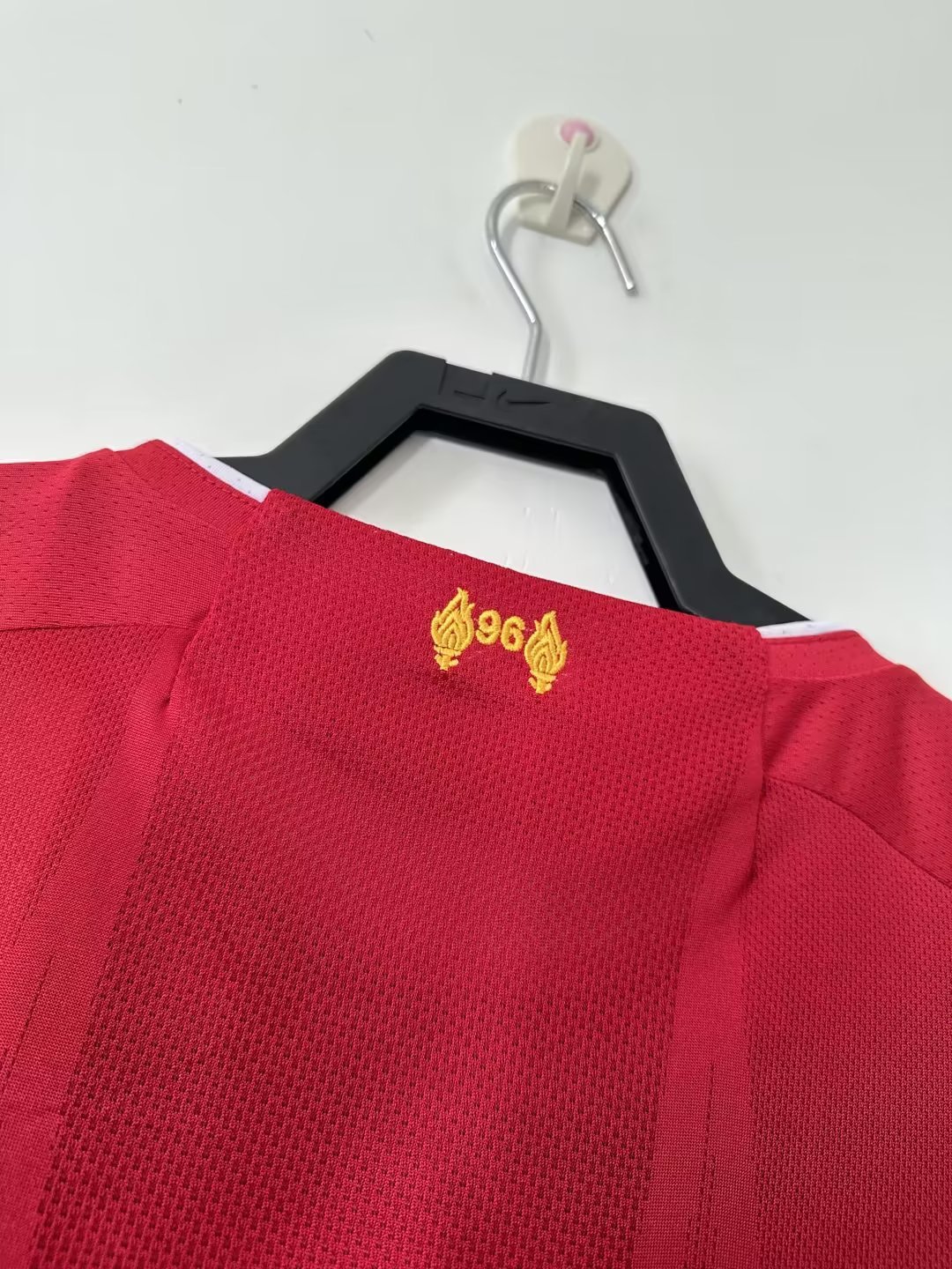 2019-20 Liverpool Home