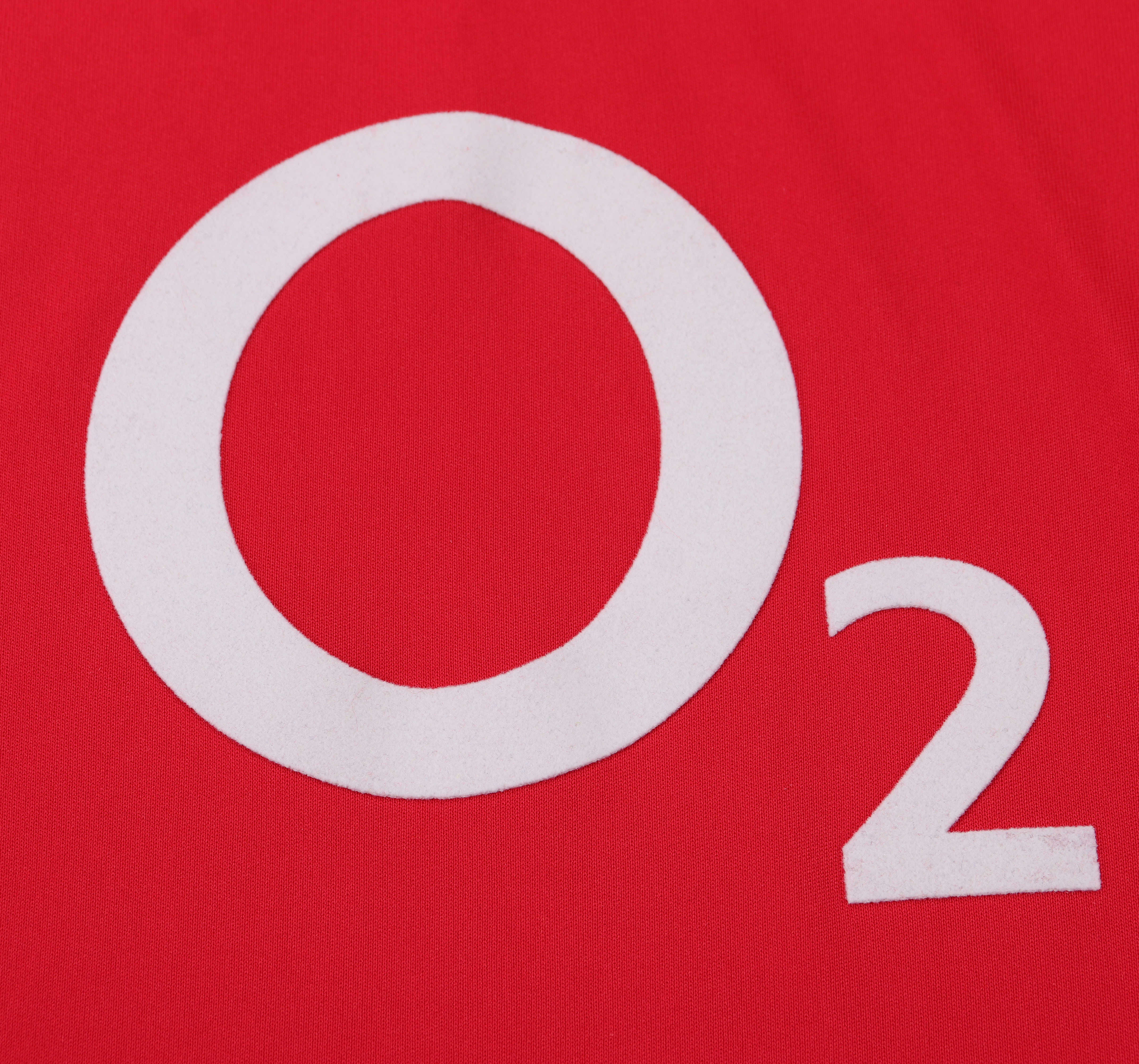 04-05 Arsenal Home