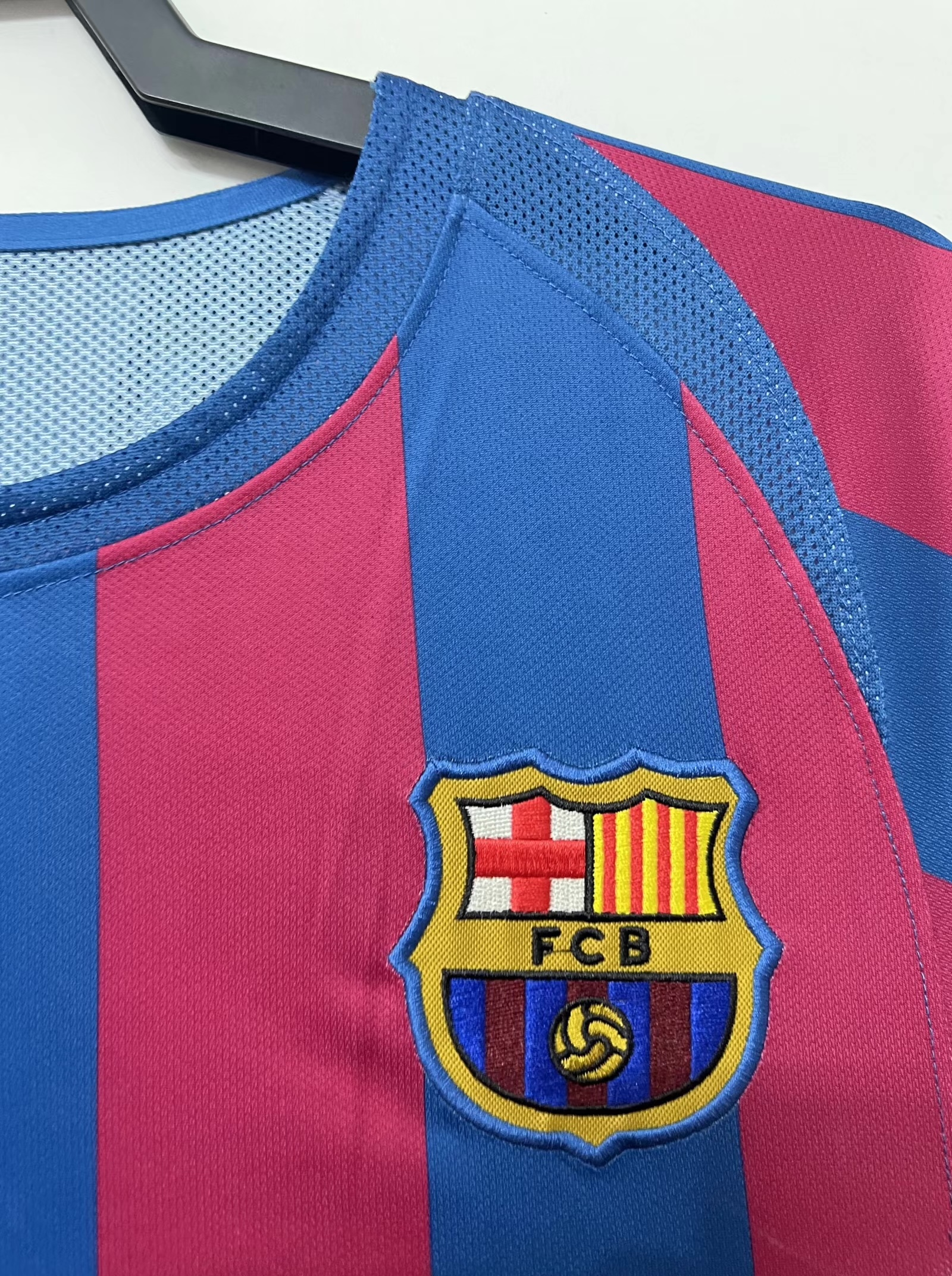 05/06 Barcelona home game for the Champions League, long-sleeved, S-XXL size
