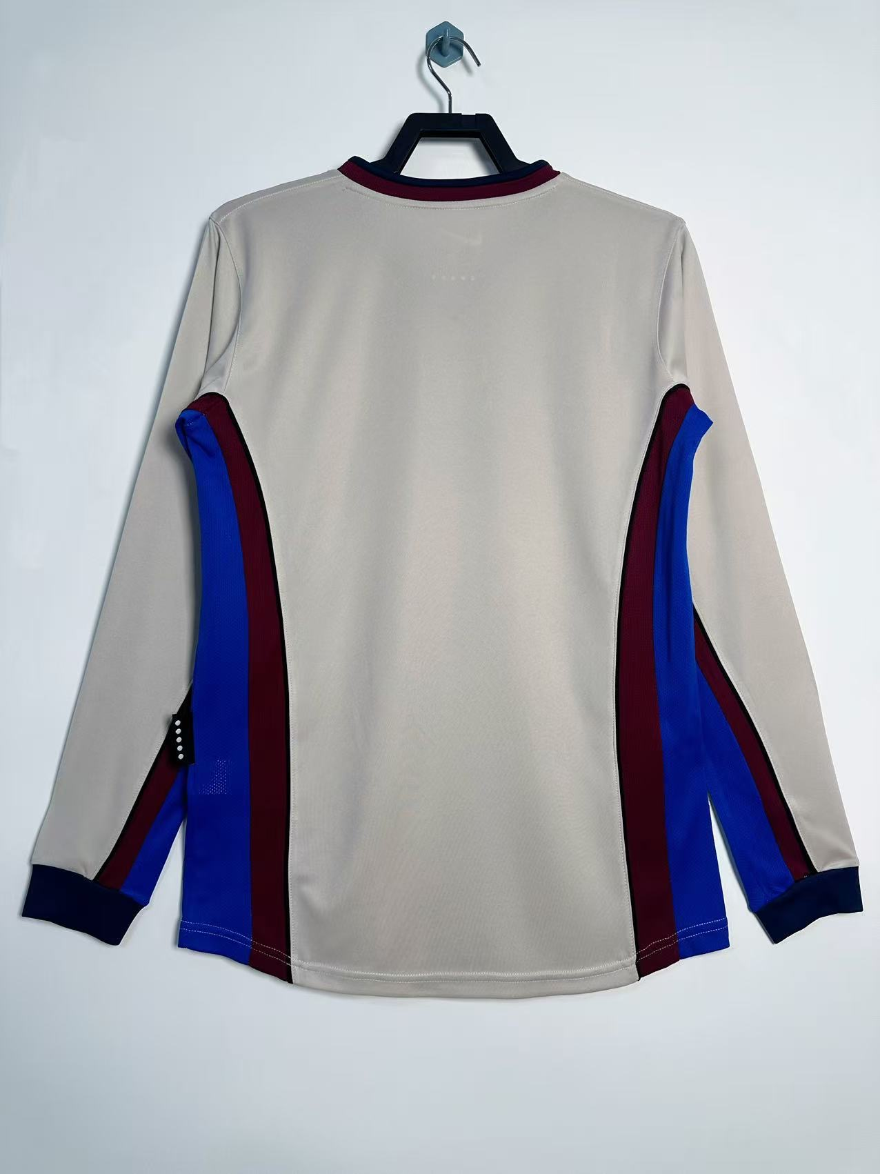 1998-99 Barcelona Away Long Sleeve Shirt