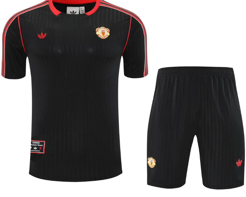 25-26 Manchester United Training Uniform