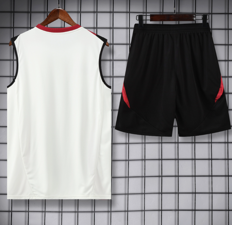 25-26 Manchester United Training Uniform
