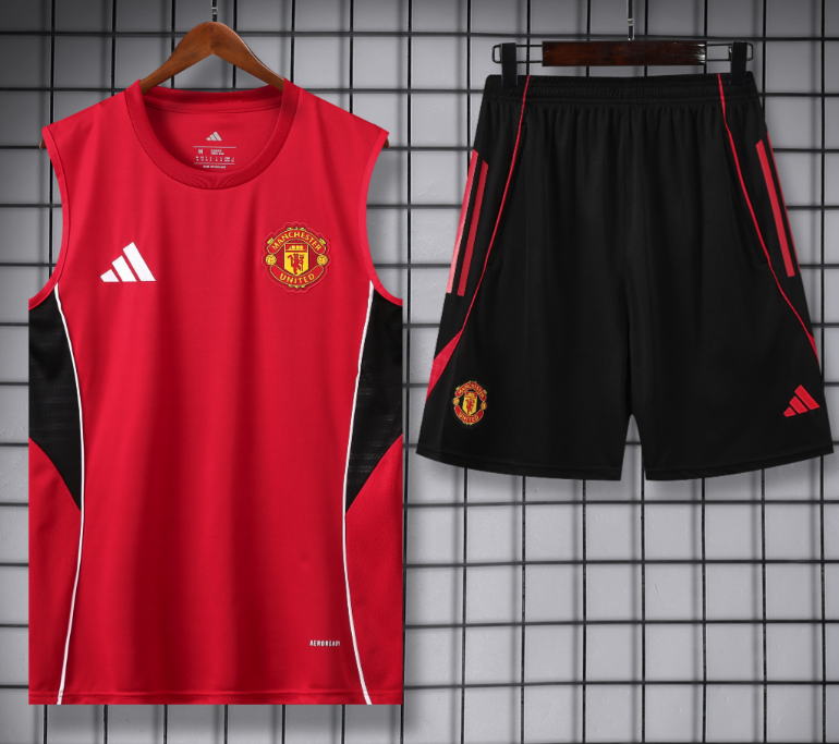 25-26 Manchester United Training Uniform